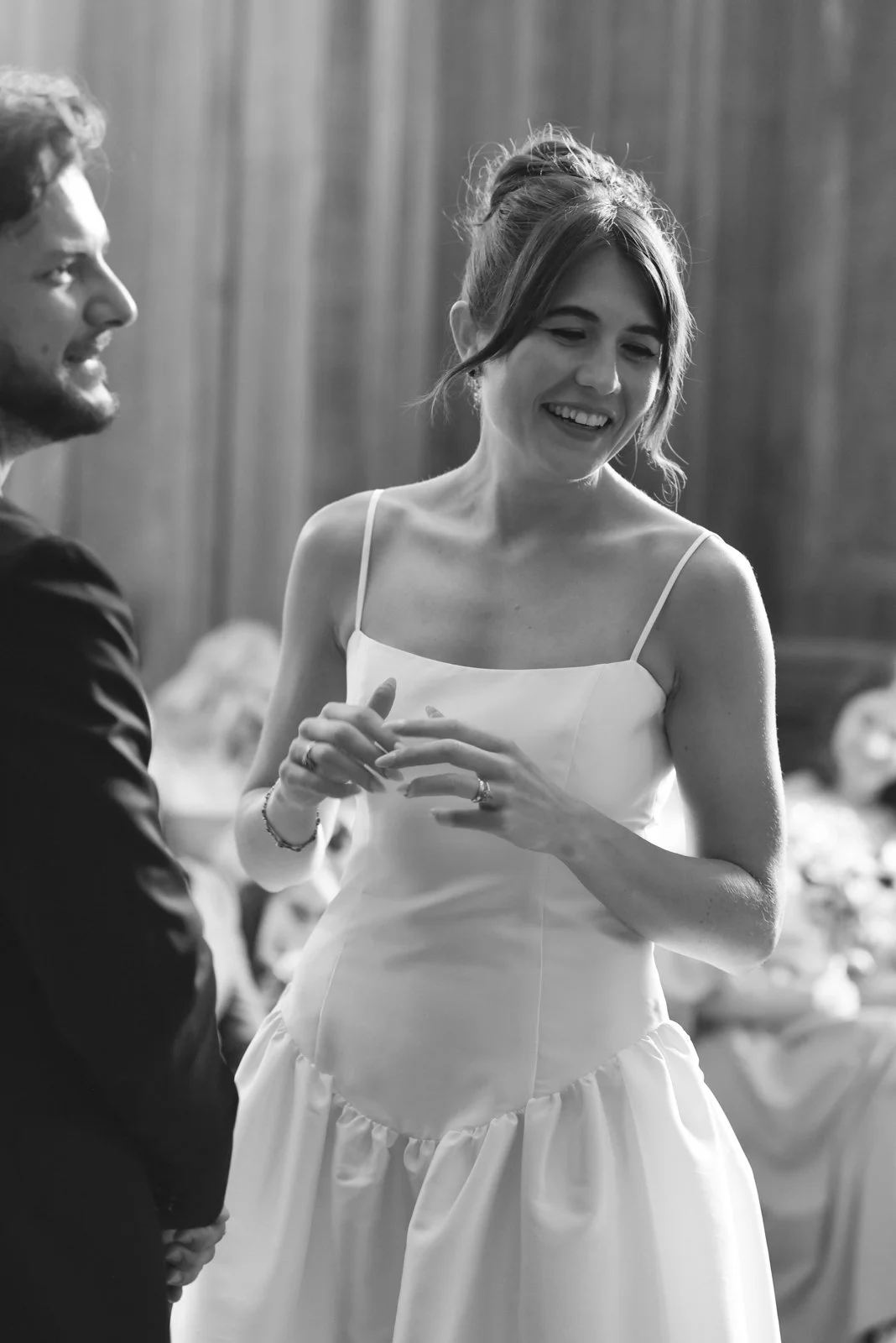 HackneyTownHall-wedding-SarahBurton-13.jpg