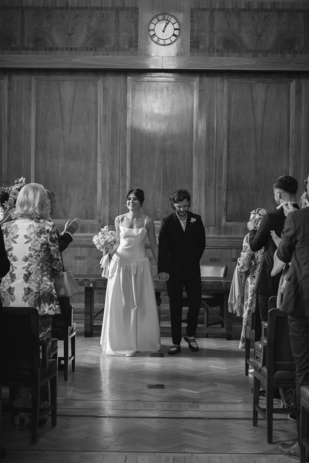 HackneyTownHall-wedding-SarahBurton-21.jpg