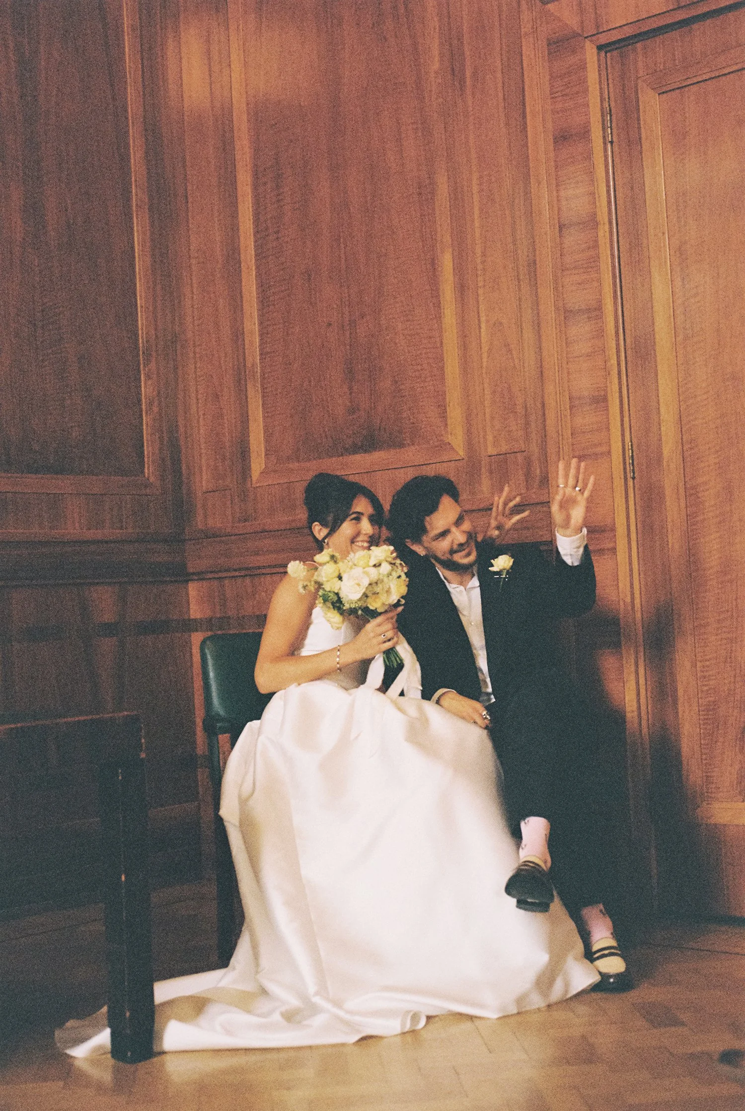 HackneyTownHall-wedding-analogue-SarahBurton-10.jpg