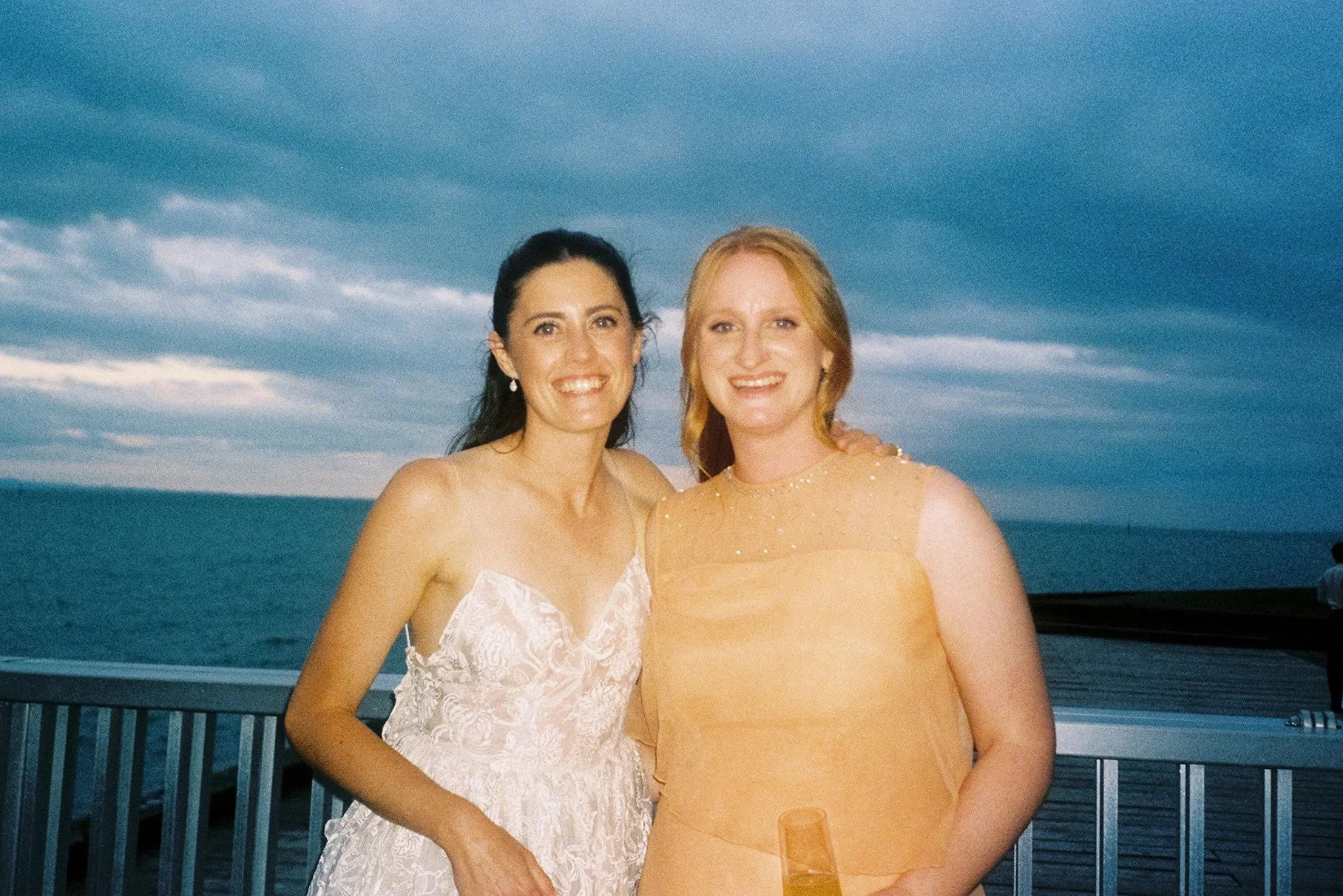 FrenchBayAucklandWeddingFilmPhotographySarahBurton89.jpg