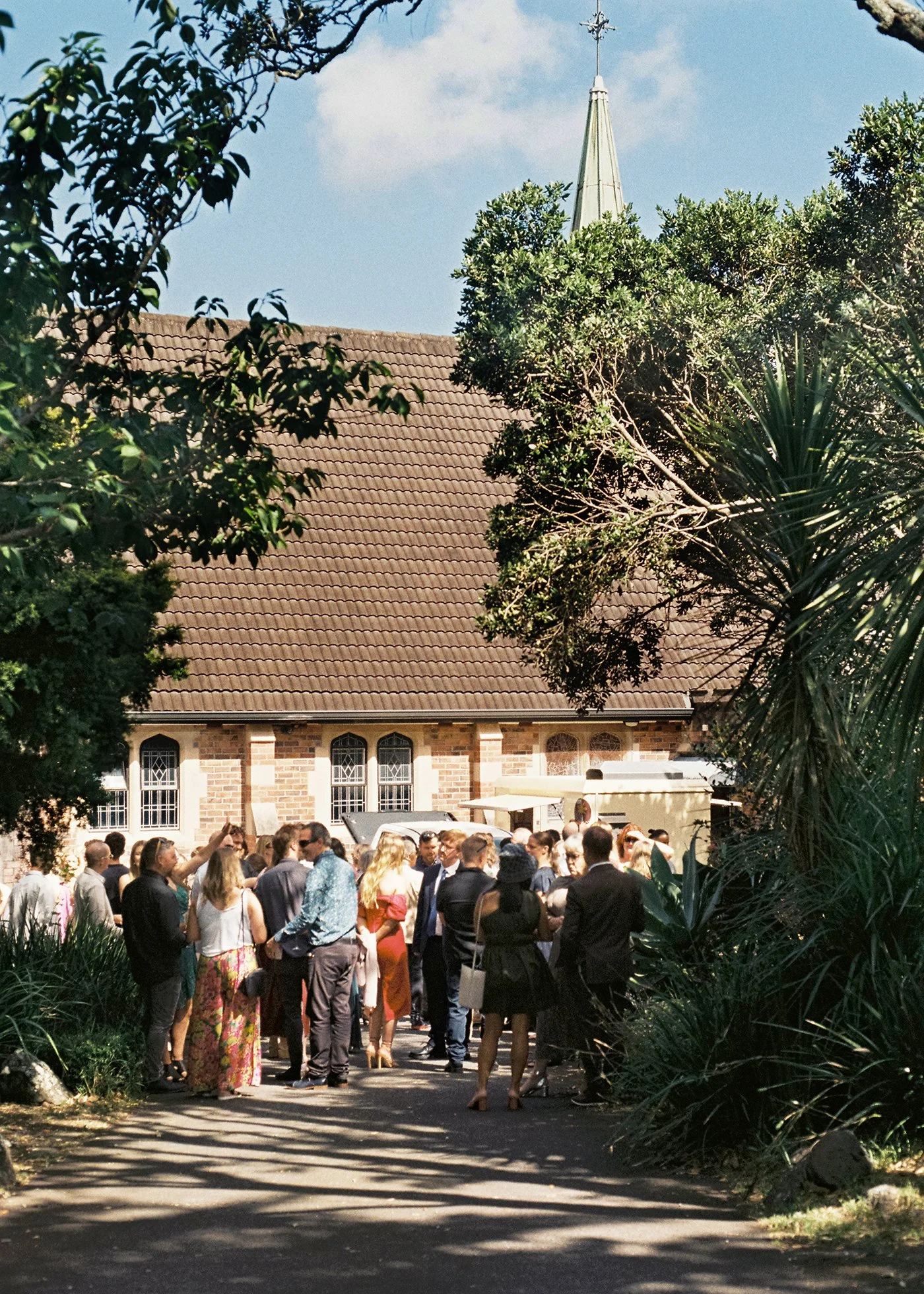 LoveJamesAucklandWedding35mmFilm17.jpg