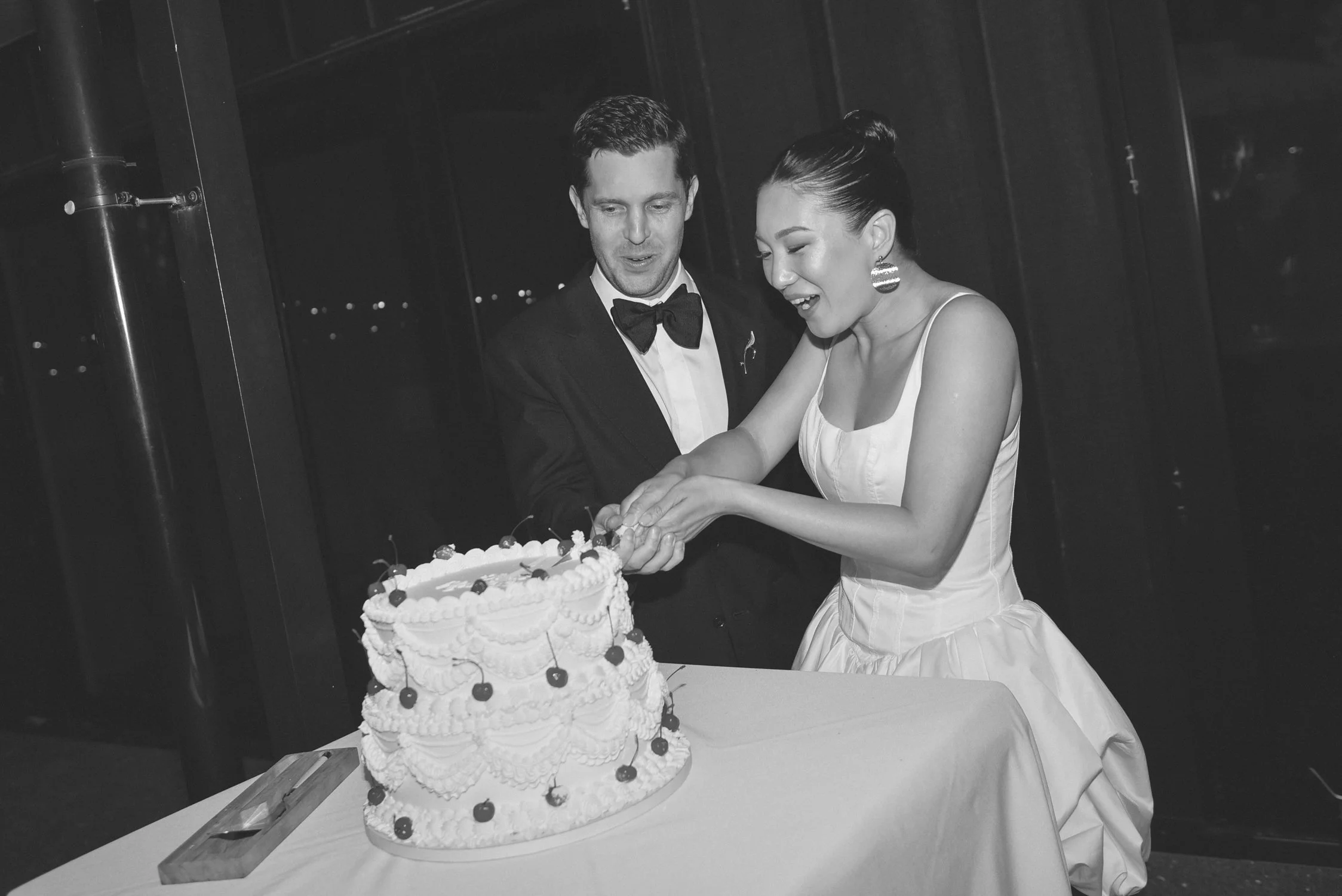 SarahBurtonWeddings_Waiheke-56.jpg