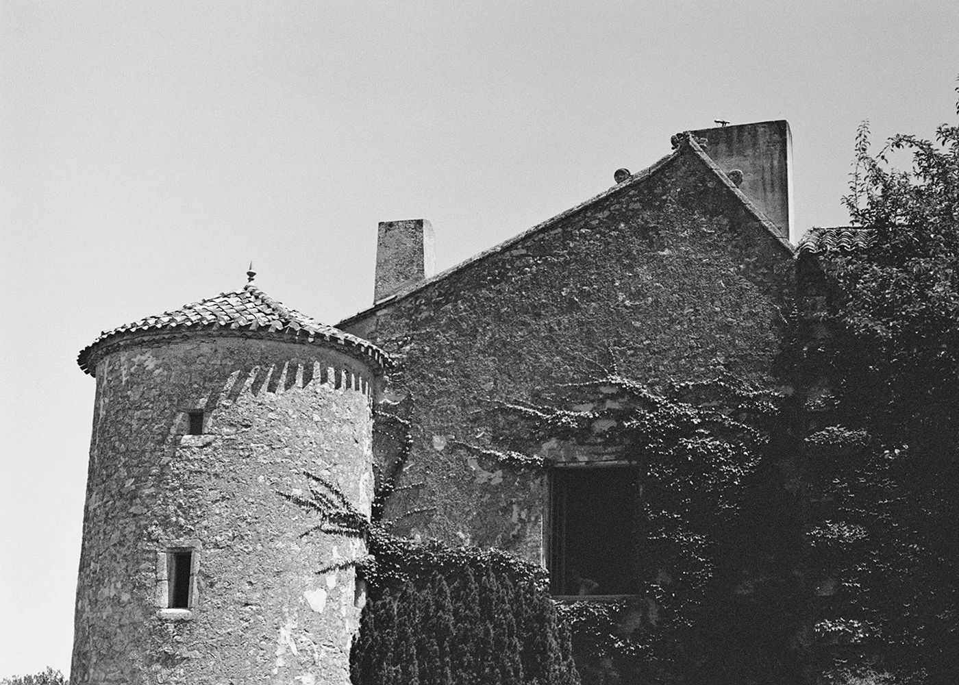 SarahBurtonWeddings_Bordeaux_Film_11.jpg