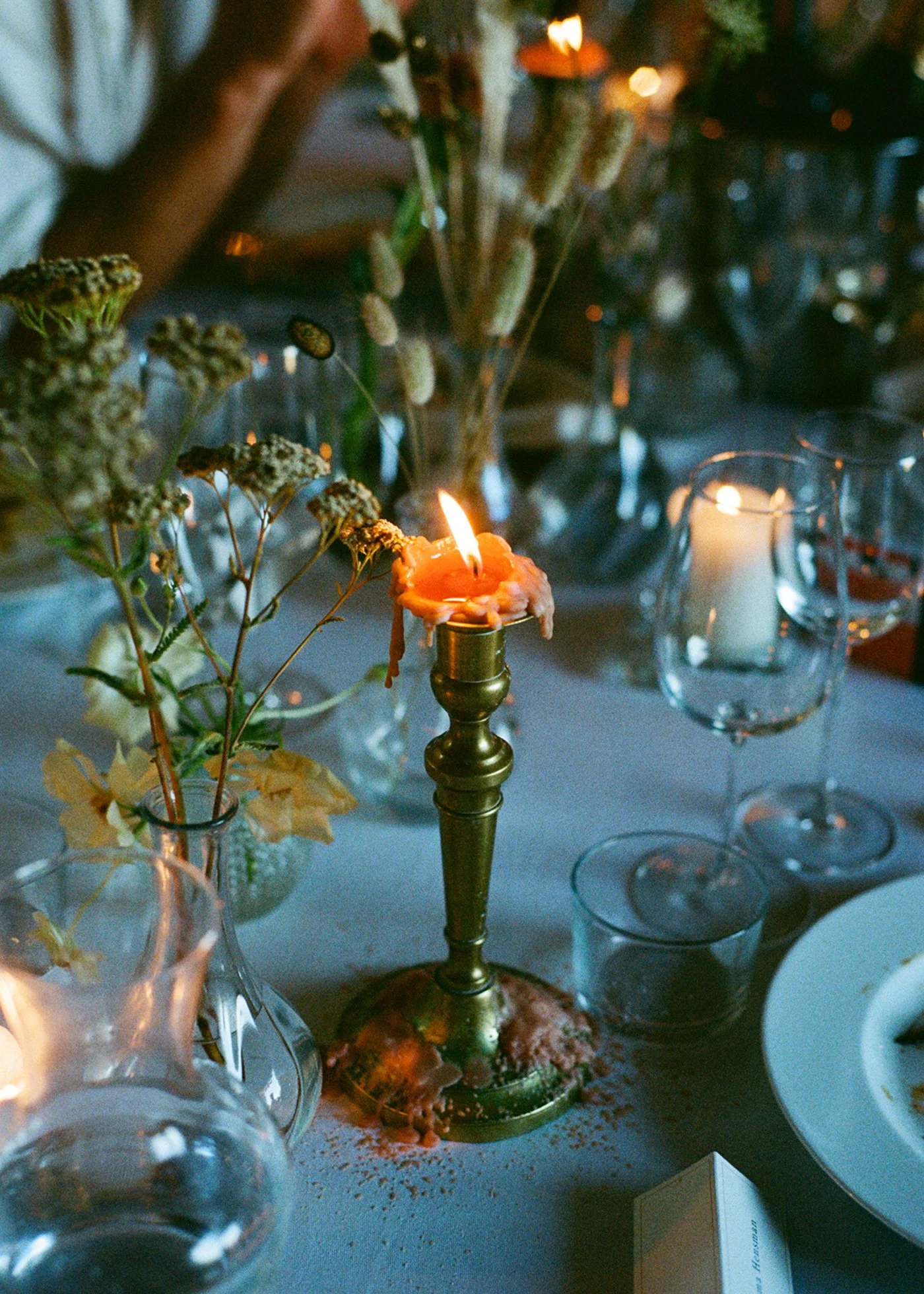 SarahBurtonWeddings_Bordeaux_Film_29.jpg