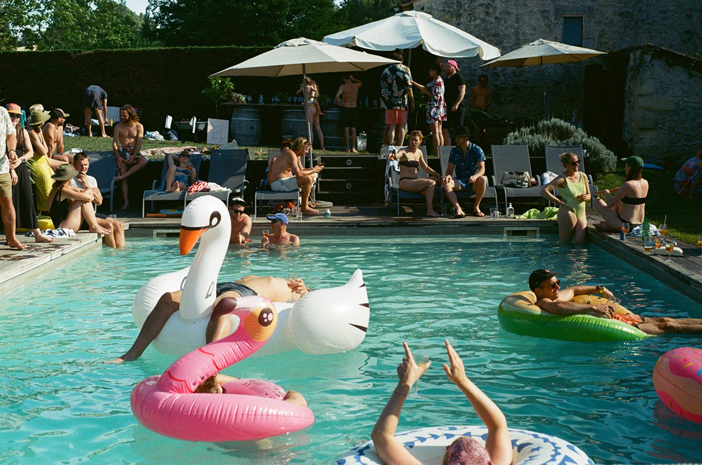 SarahBurtonWeddings_Bordeaux_Film_36.jpg