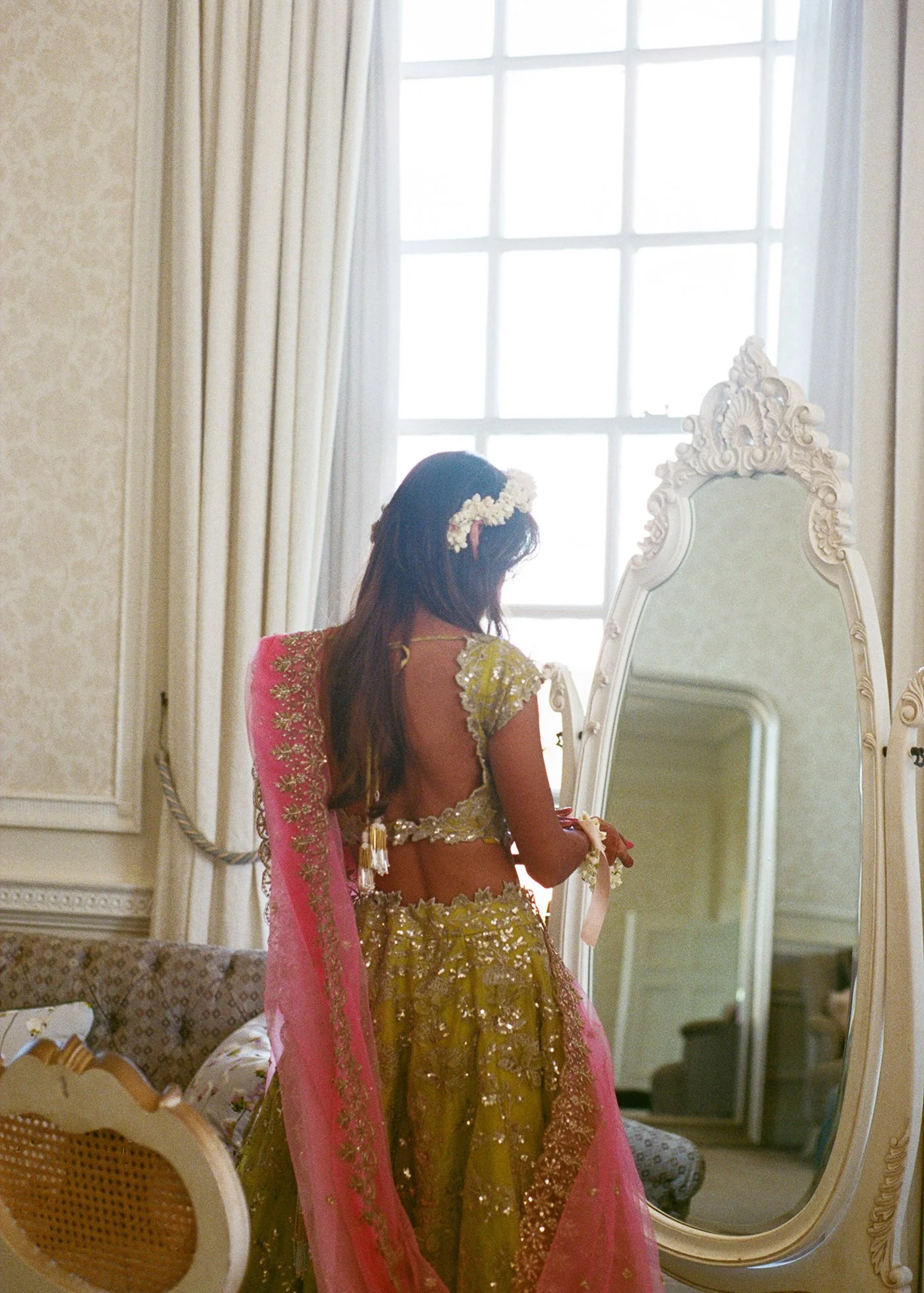 HedsorHouseWedding_35mmFilm8.jpg