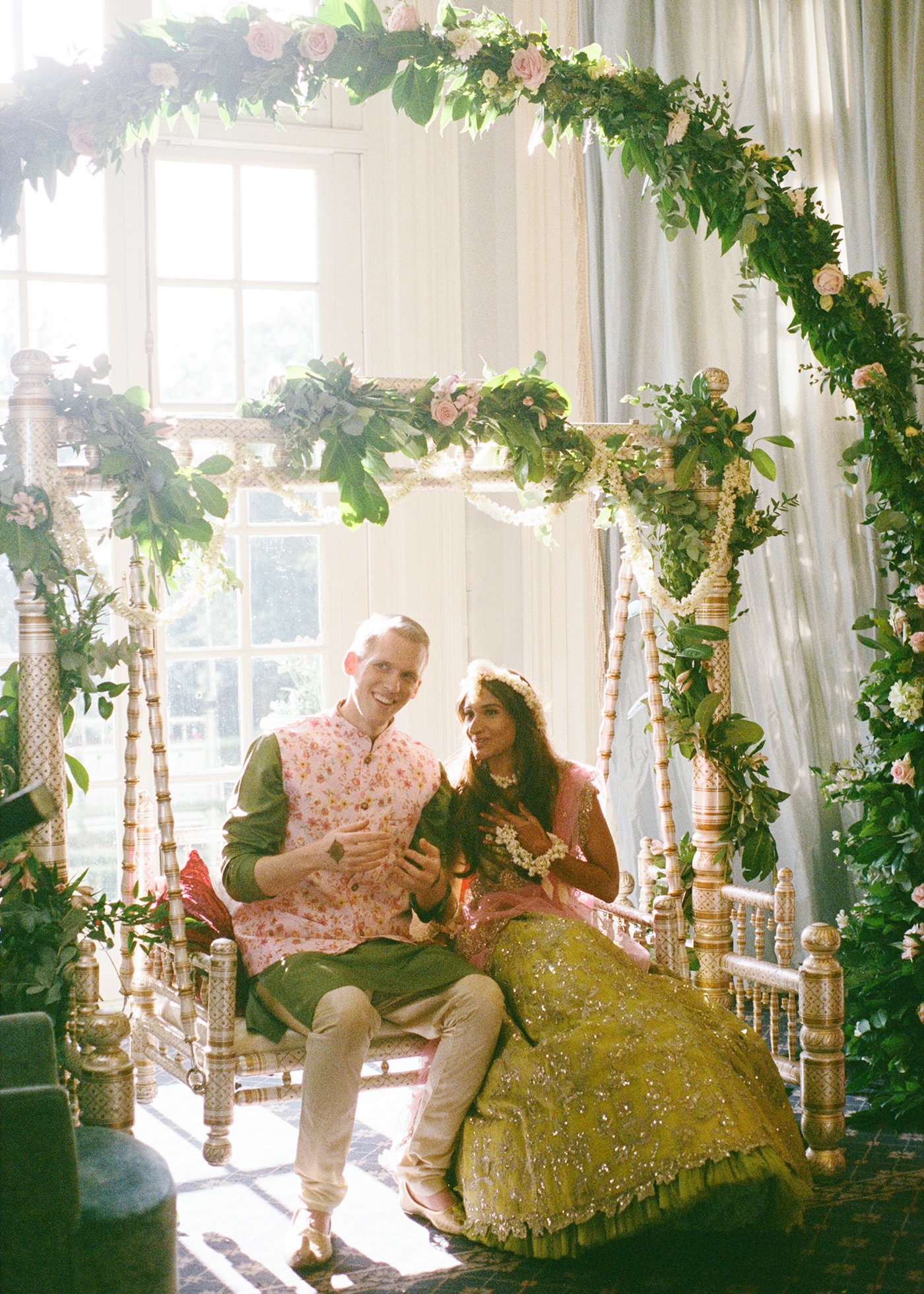 HedsorHouseWedding_35mmFilm13.jpg