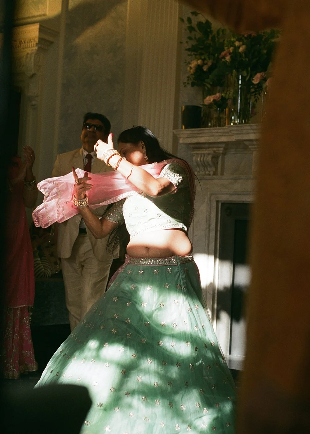 HedsorHouseWedding_35mmFilm14.jpg