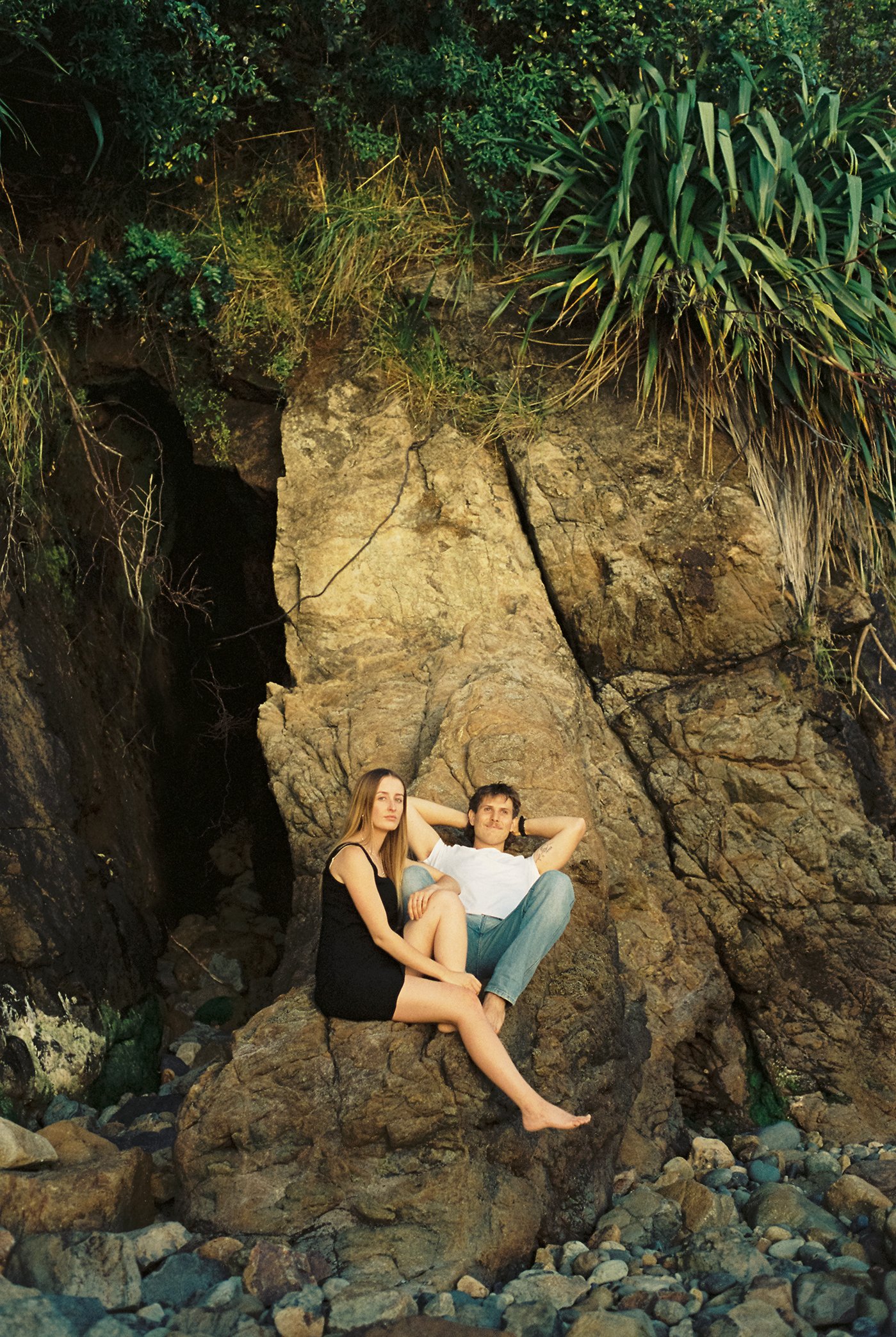 SarahBurtonWeddings_NelsonNZ_35mmFilm_21.jpg