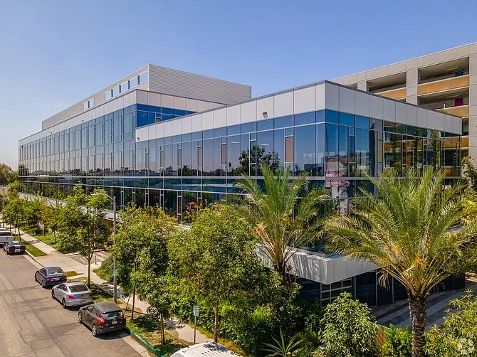 Hollywood Office Market Stays Strong Thanks to Media Companies Like Netflix | Featuring Commentary by Jennifer Frisk