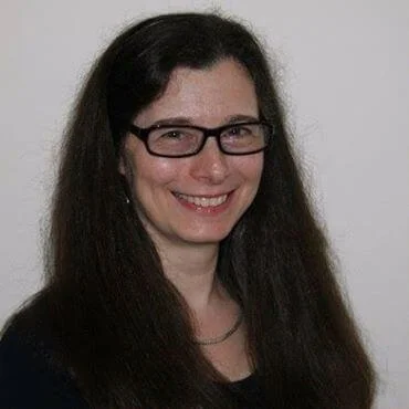 Ella_Read-2-min.jpg