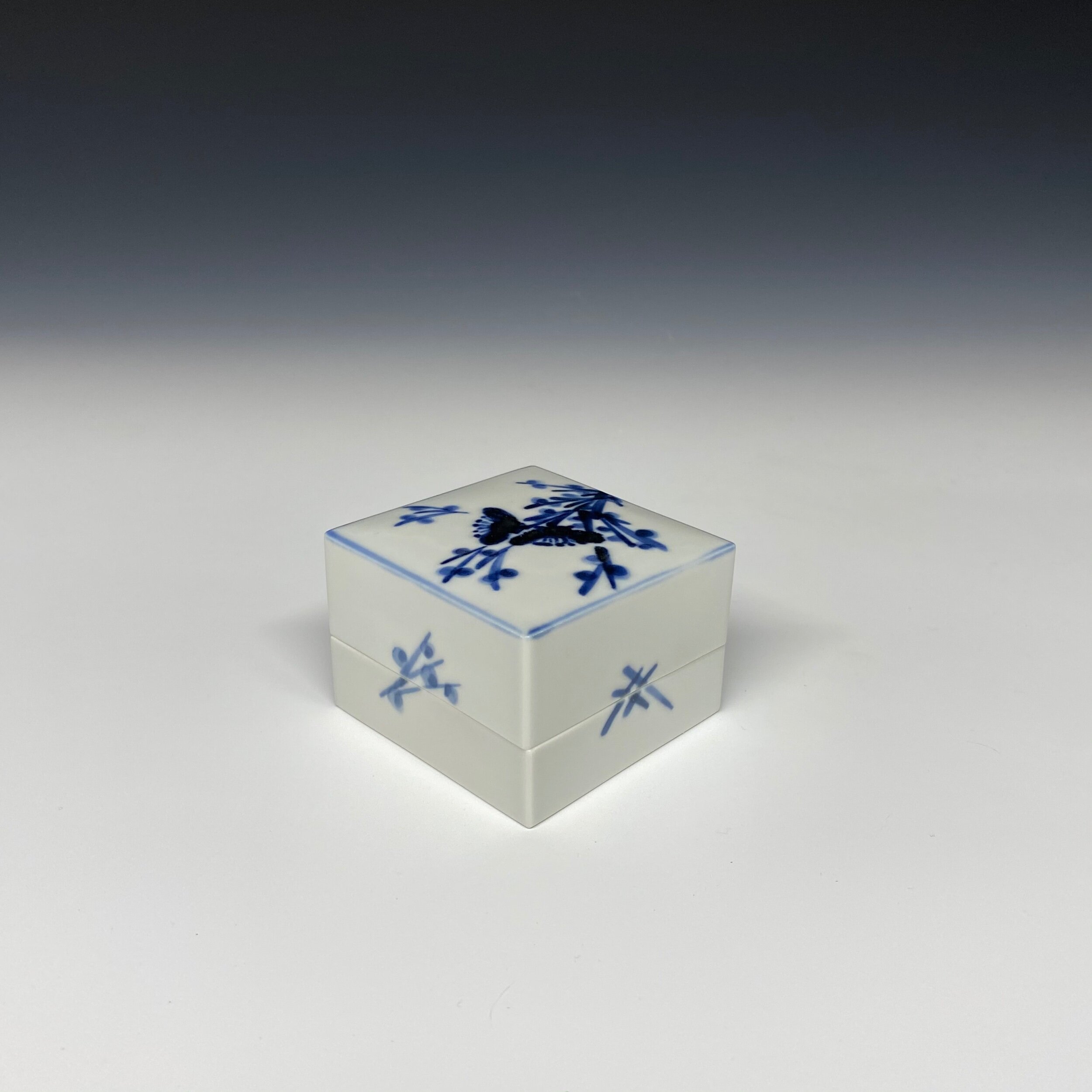 4D795DD9-D66F-4574-85DD-B510CBE2C9D0