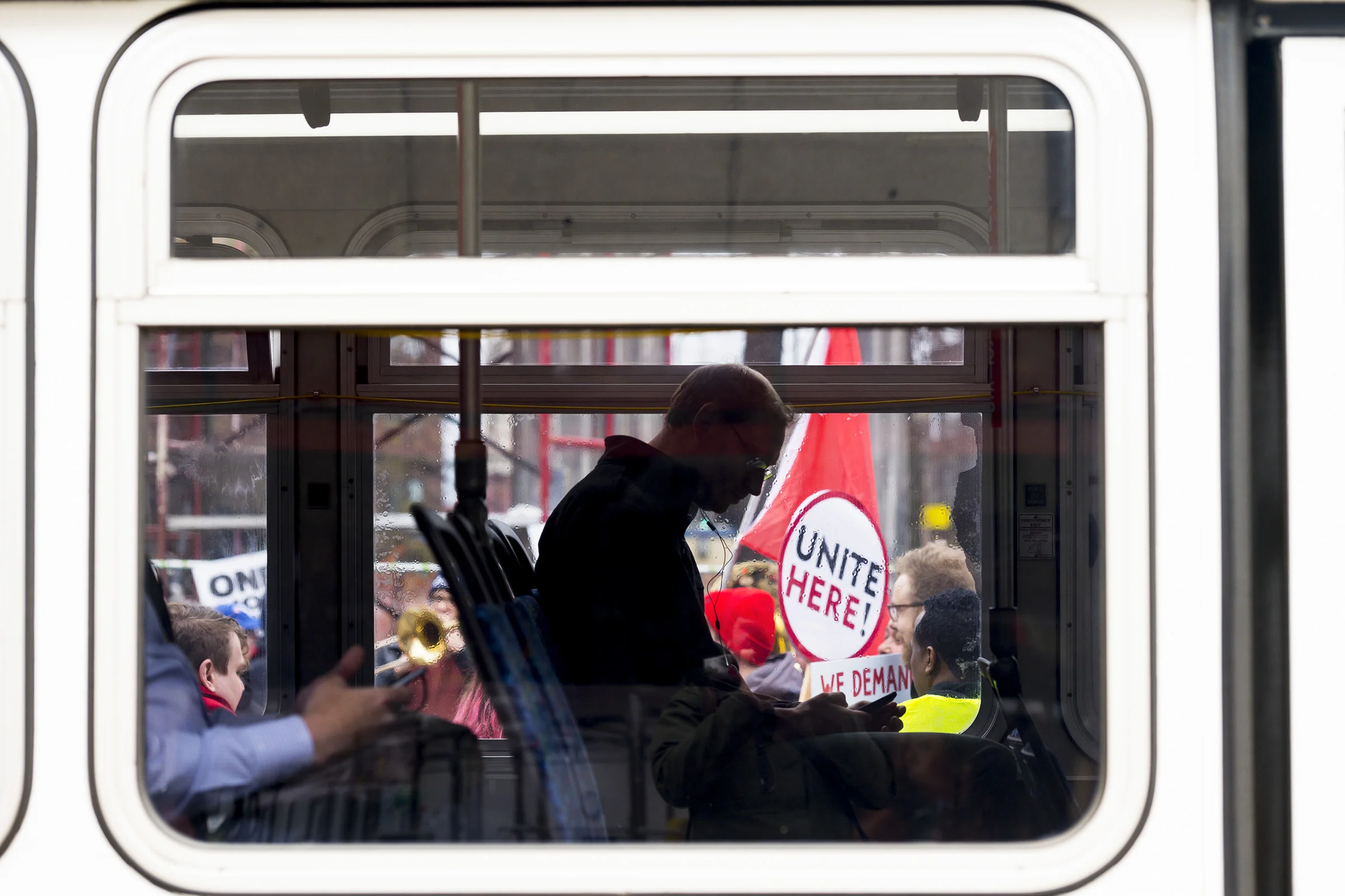 unitehere003.jpg