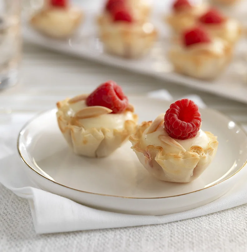 DavidRaine_Baked_White_Chocolate_Raspberry_Tart