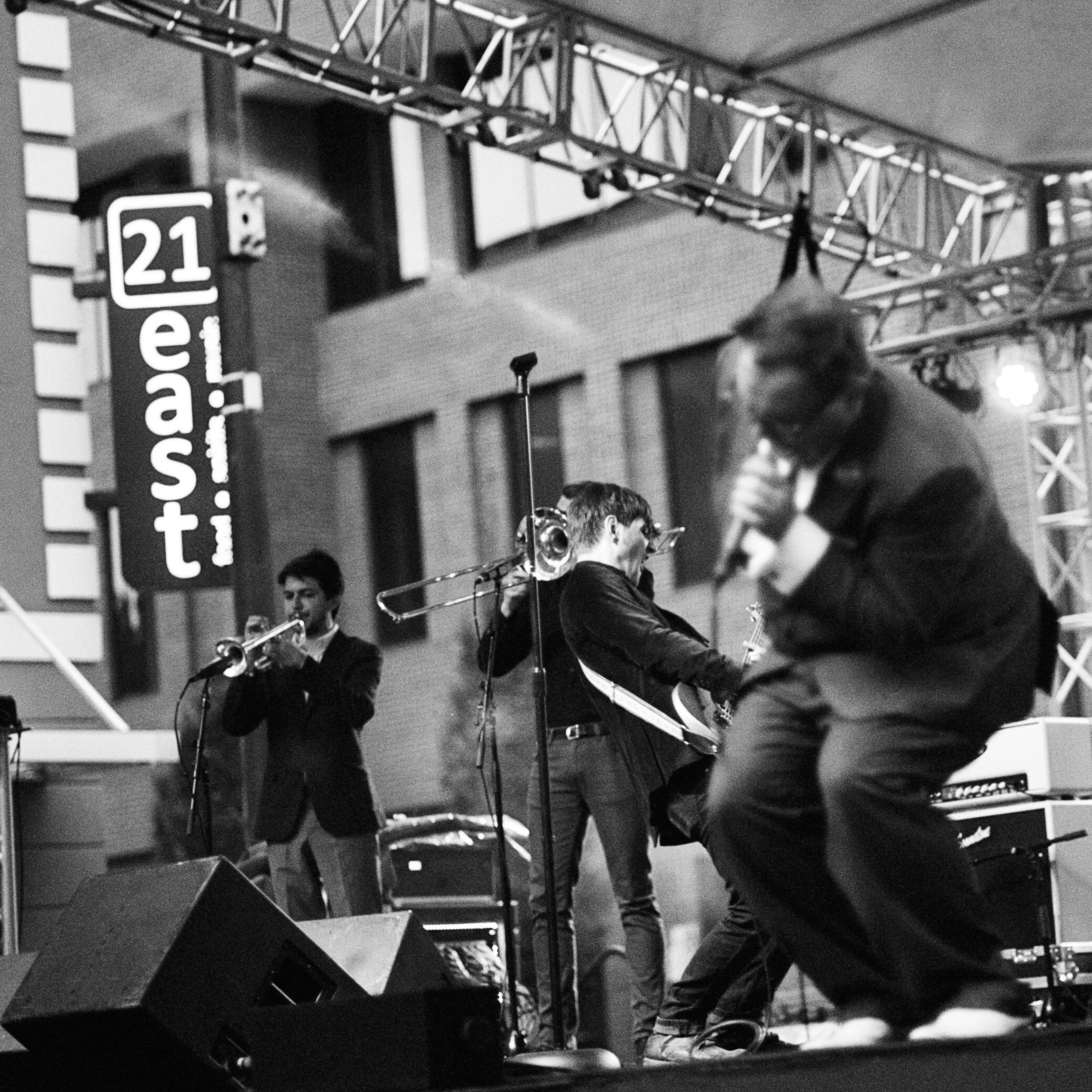 St Paul & the Broken Bones (Nikon FE film)