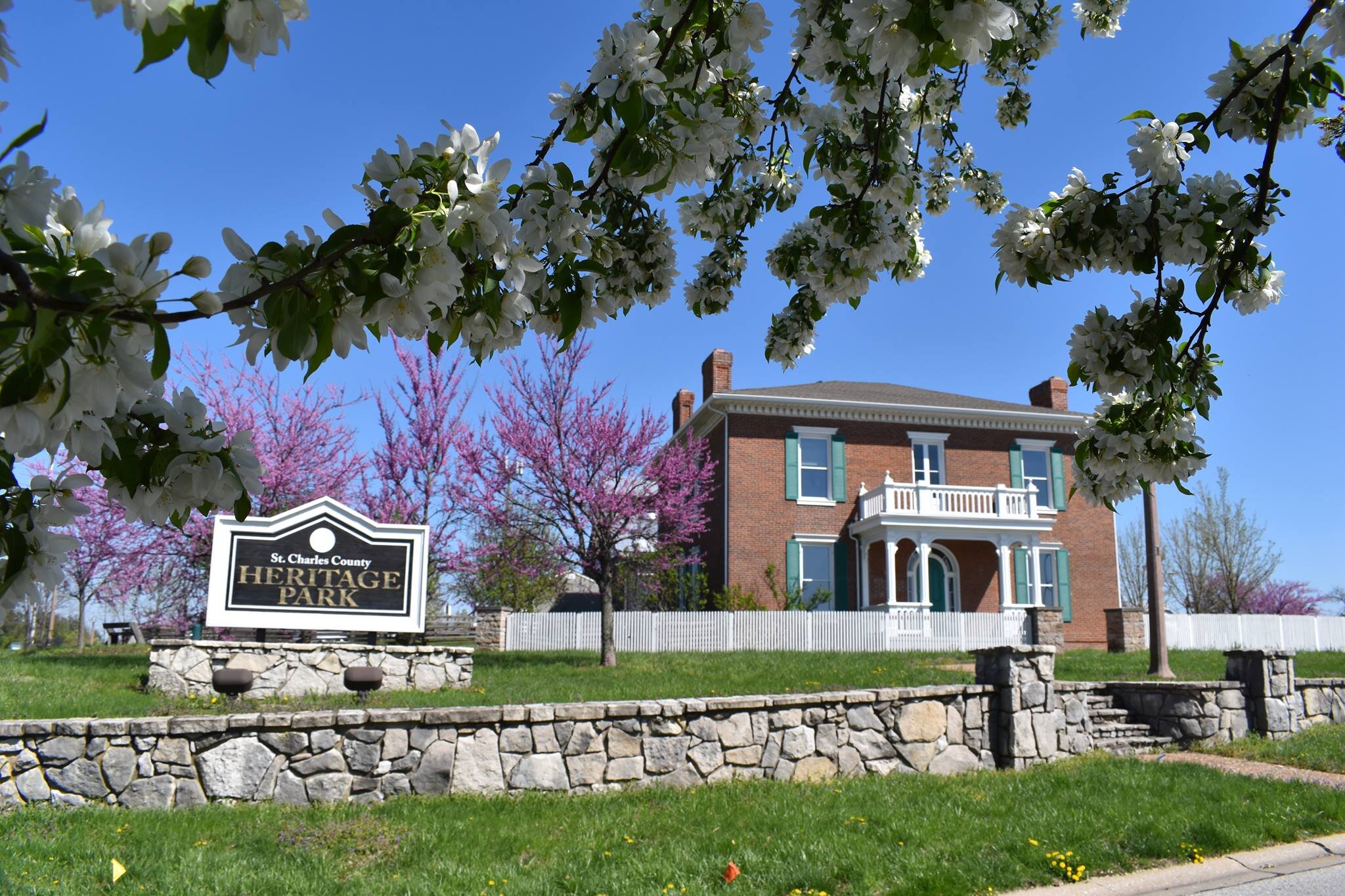 Get to Know the Greenways Walking Tour Centennial Greenway — Community