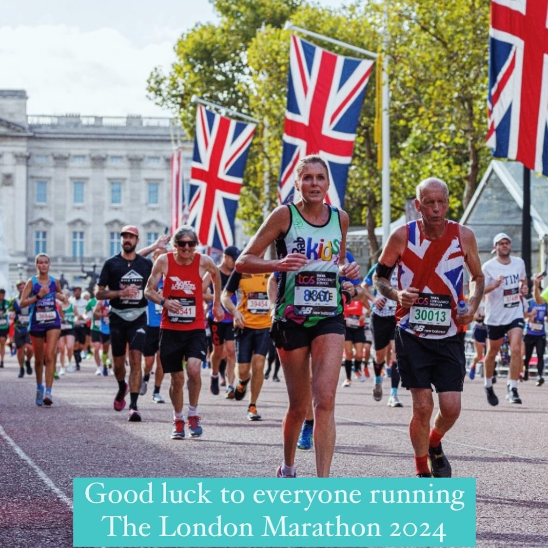 Good luck to everyone running today&rsquo;s @londonmarathon 

It&rsquo;s always great to help local runners each year with their journey to the start line. Hope everyone enjoys their run!

@physioandsportsinjuryclinic [Link in bio to book in]
.
.
#ph