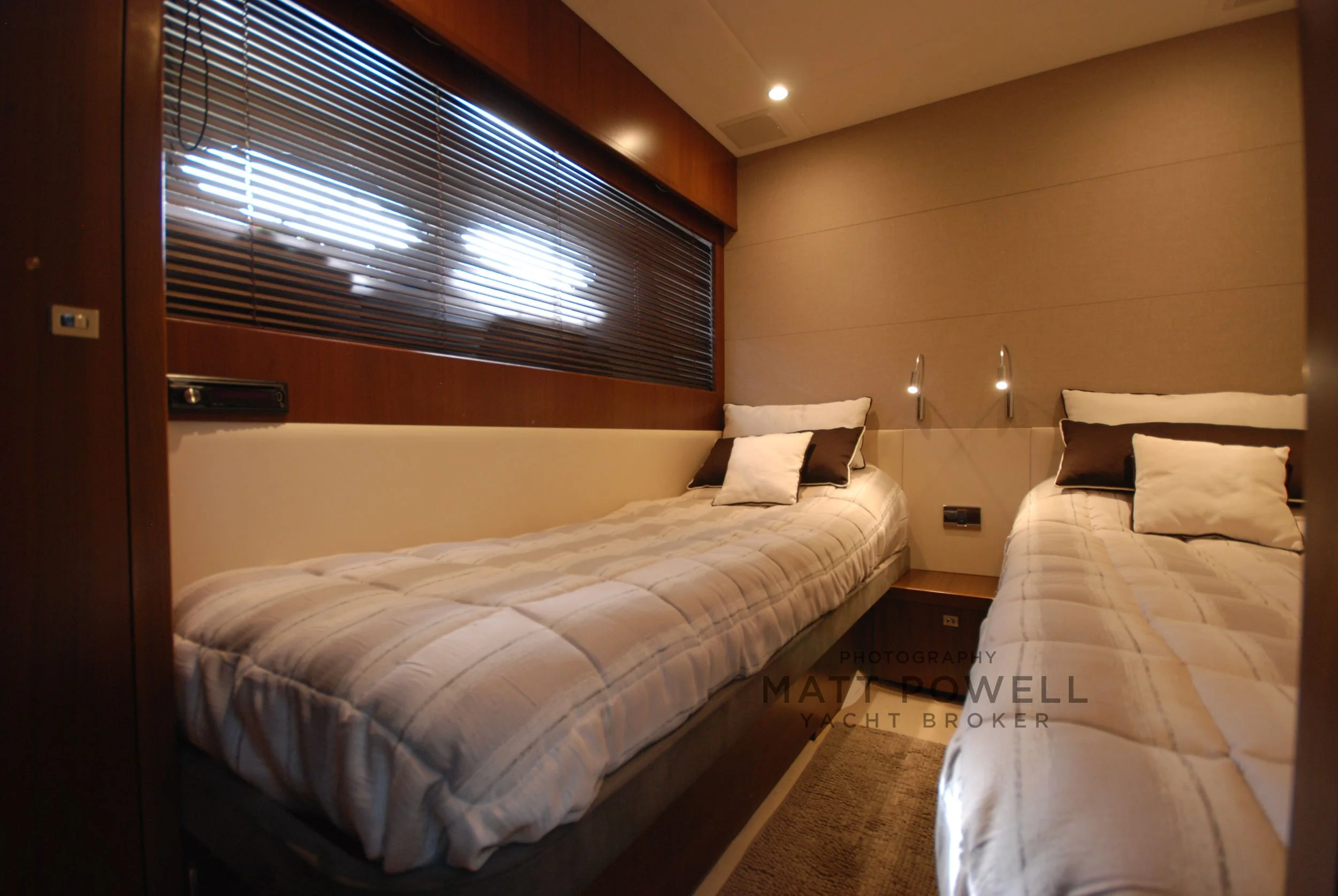 princess-v78-passion-five-for-sale-matt-powell-broker 013.jpg