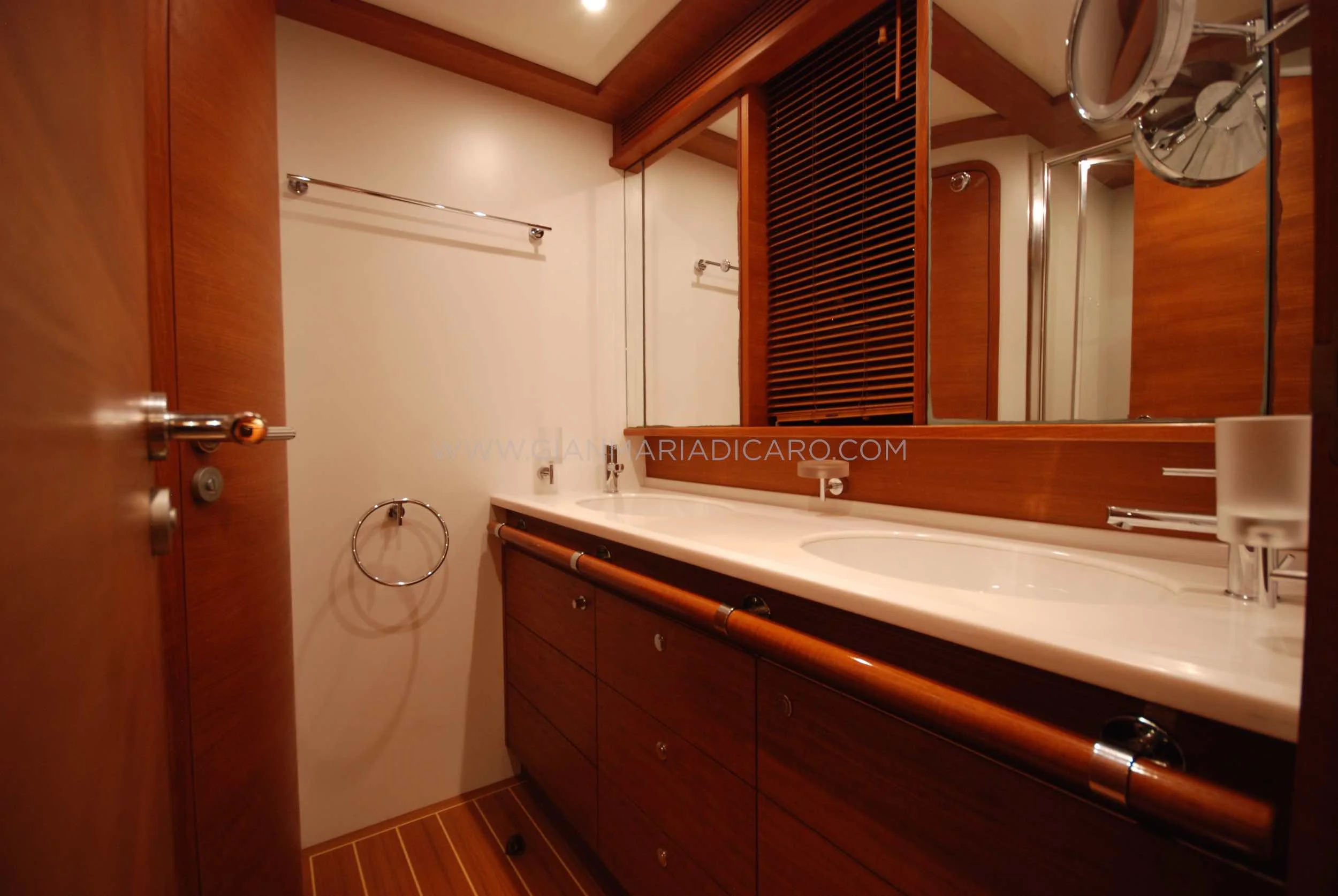 guy-couach-3300-sabieha-for-sale-18.jpg