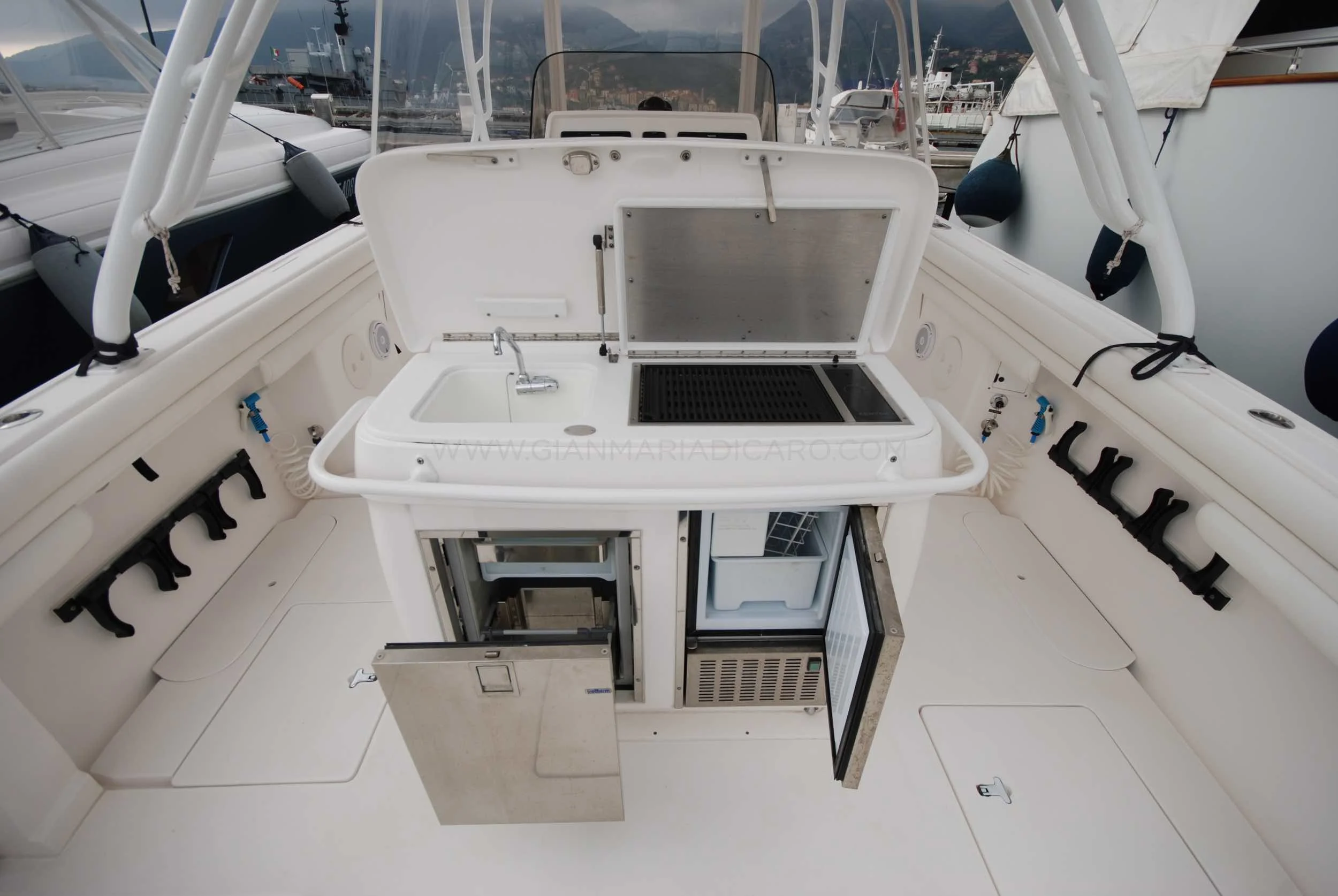 intrepid-400-centre-console-z-blonde-for-sale-8.jpg