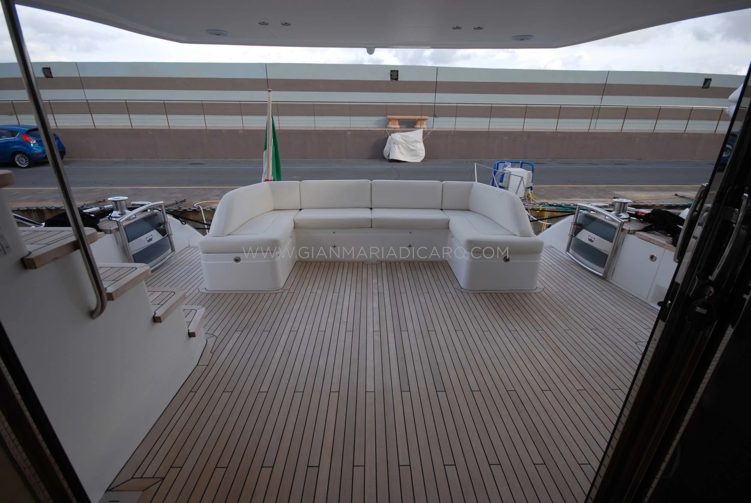 princess-82-floridian-for-sale-8.jpg