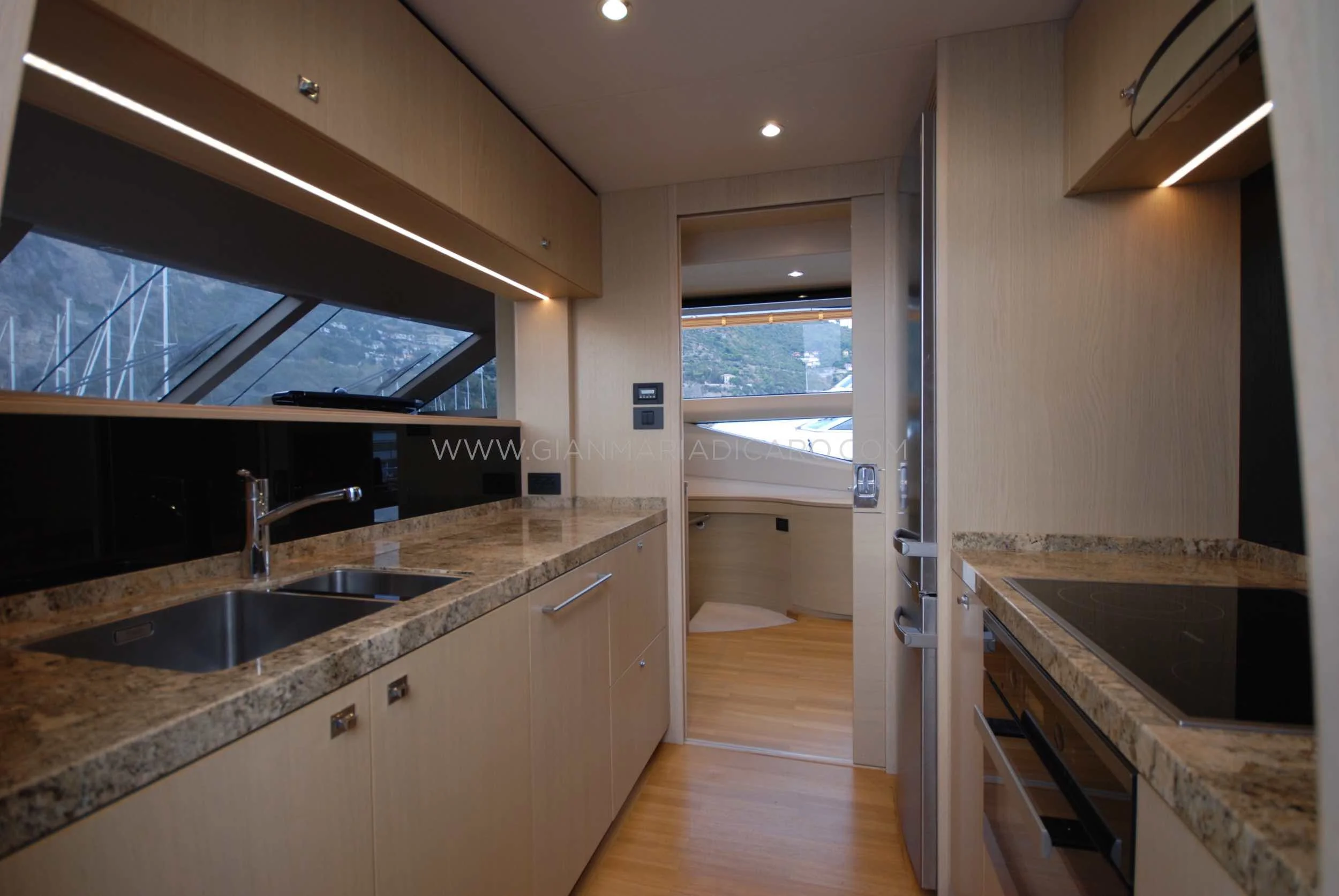 princess-82-floridian-for-sale-12.jpg