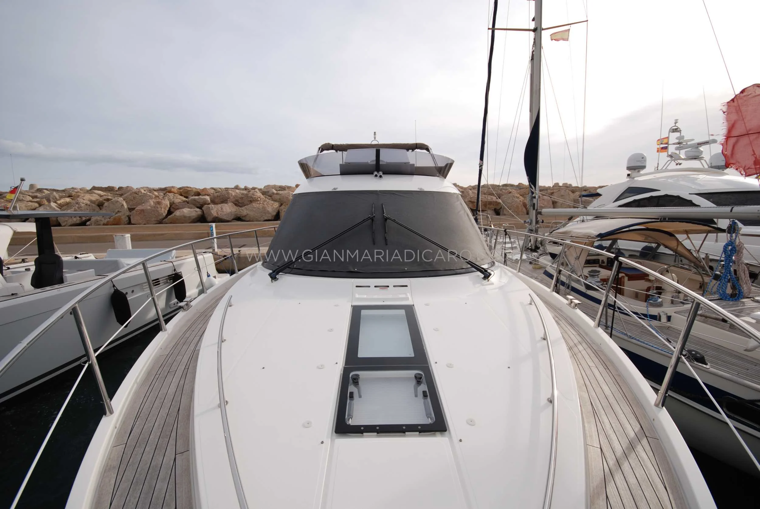 sealine-f42-lilli-for-sale-4.jpg