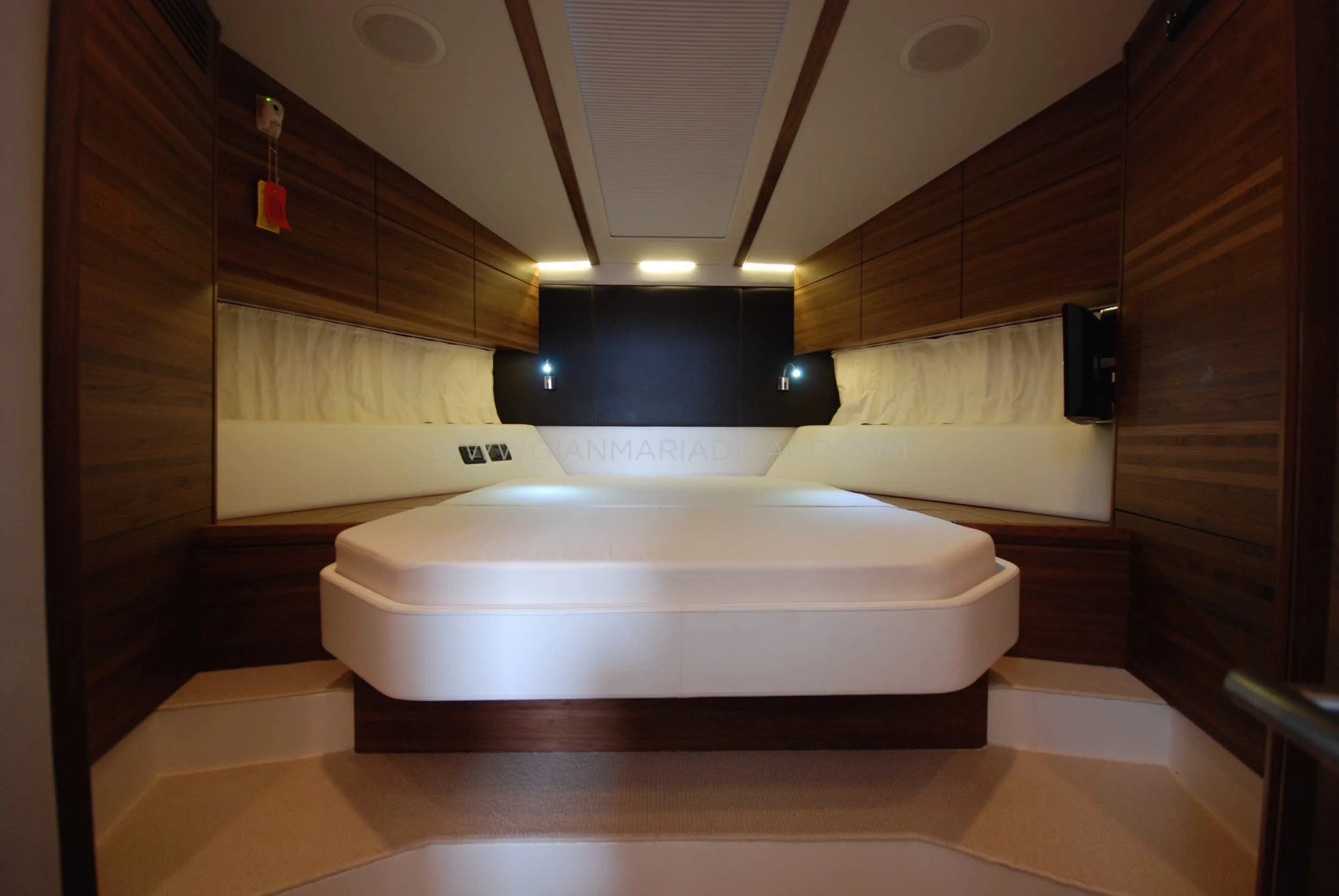 sealine-f42-lilli-for-sale-16.jpg