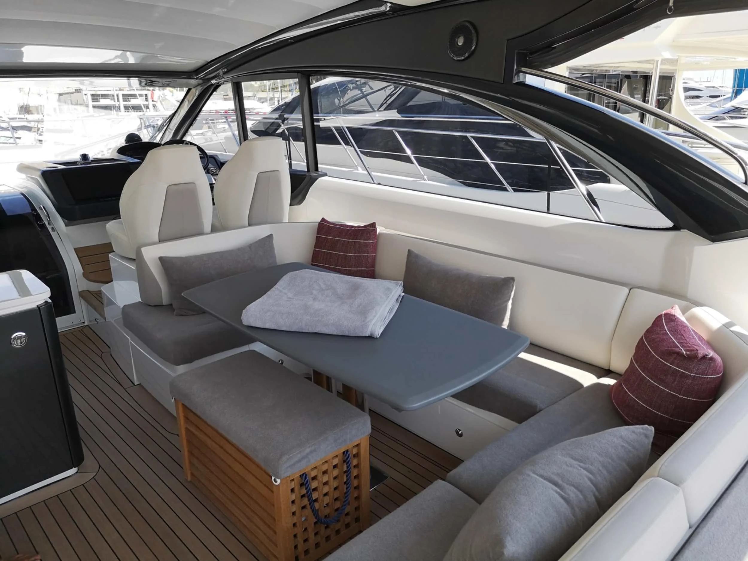 princess-v48-open-alison-for-sale-11.jpg