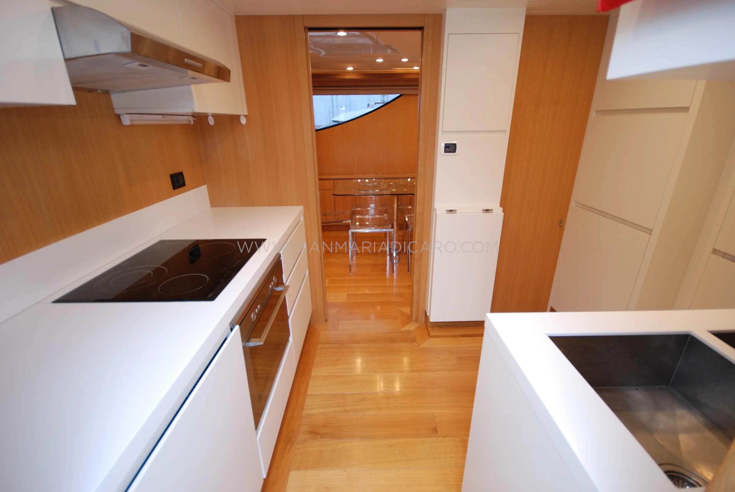 emys-yacht-22-unica-for-sale-143.jpg
