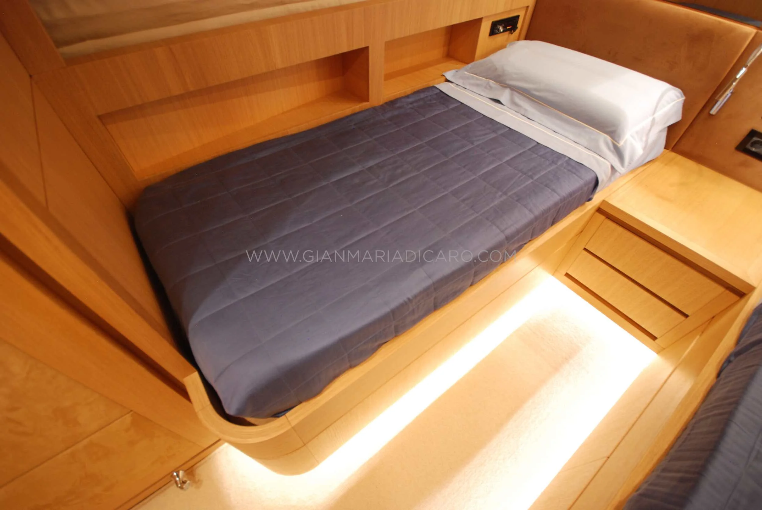 emys-yacht-22-unica-for-sale-184.jpg