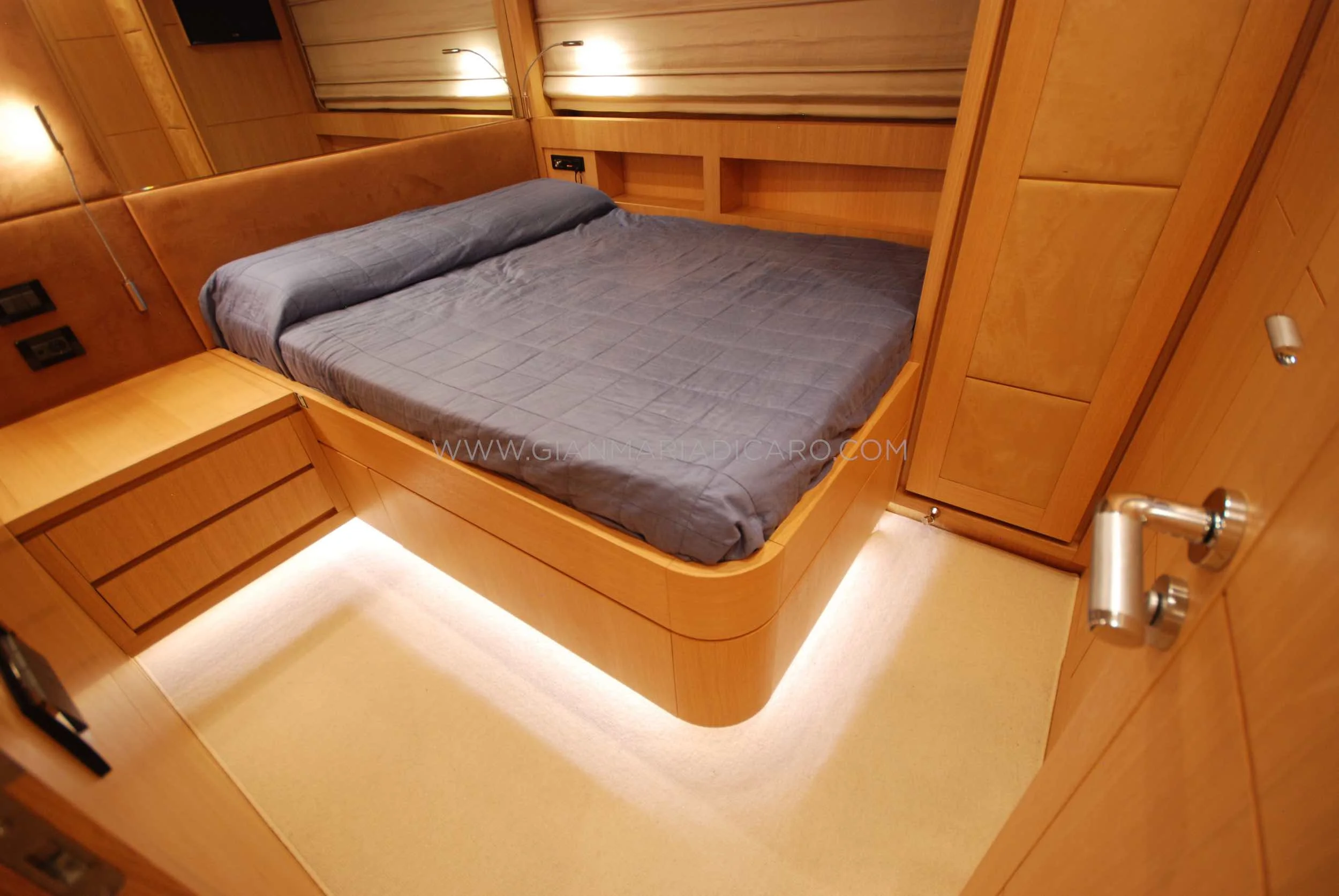 emys-yacht-22-unica-for-sale-198.jpg