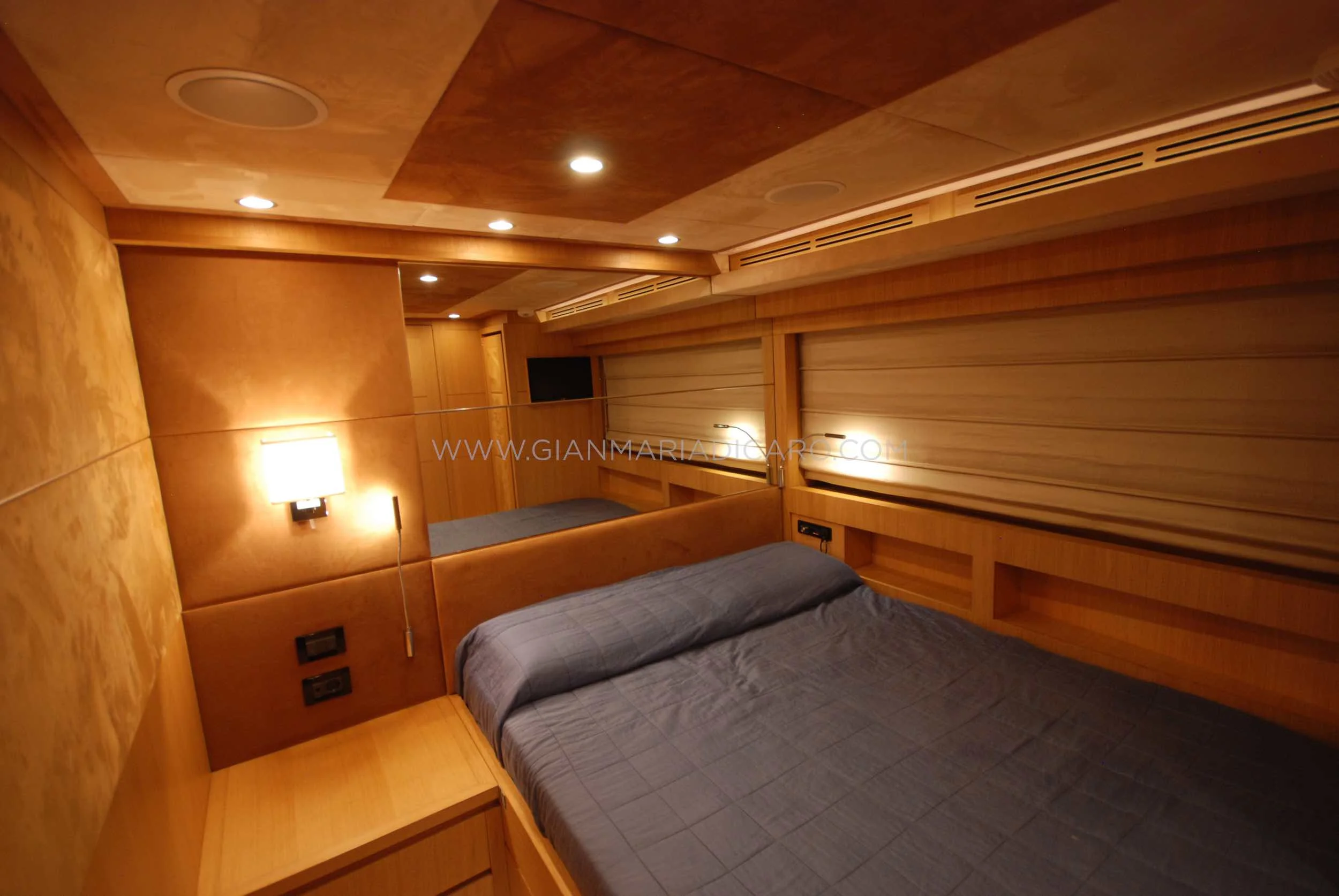 emys-yacht-22-unica-for-sale-200.jpg