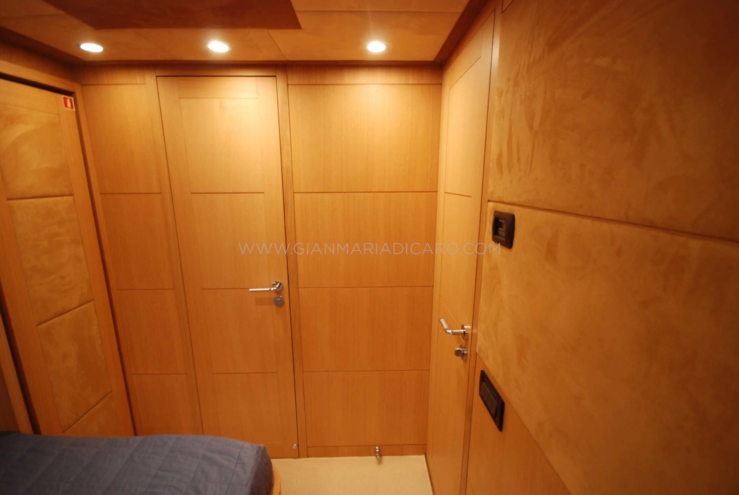 emys-yacht-22-unica-for-sale-202.jpg
