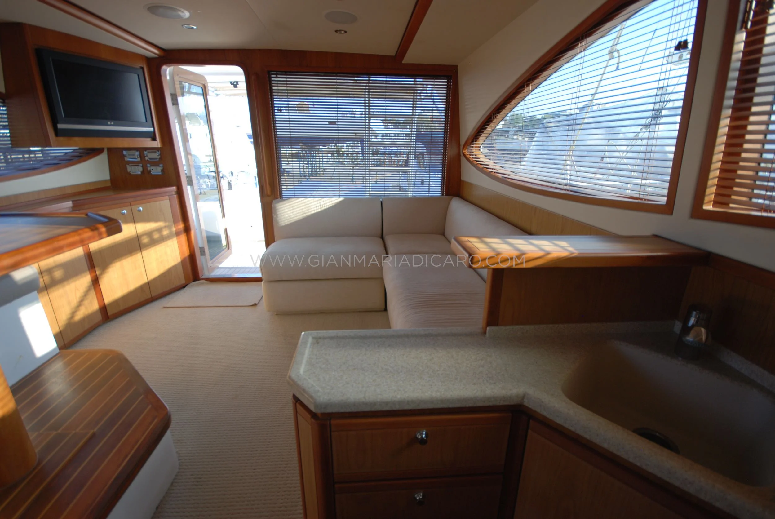 bertram-410-convertible-moppie-for-sale-4.jpg