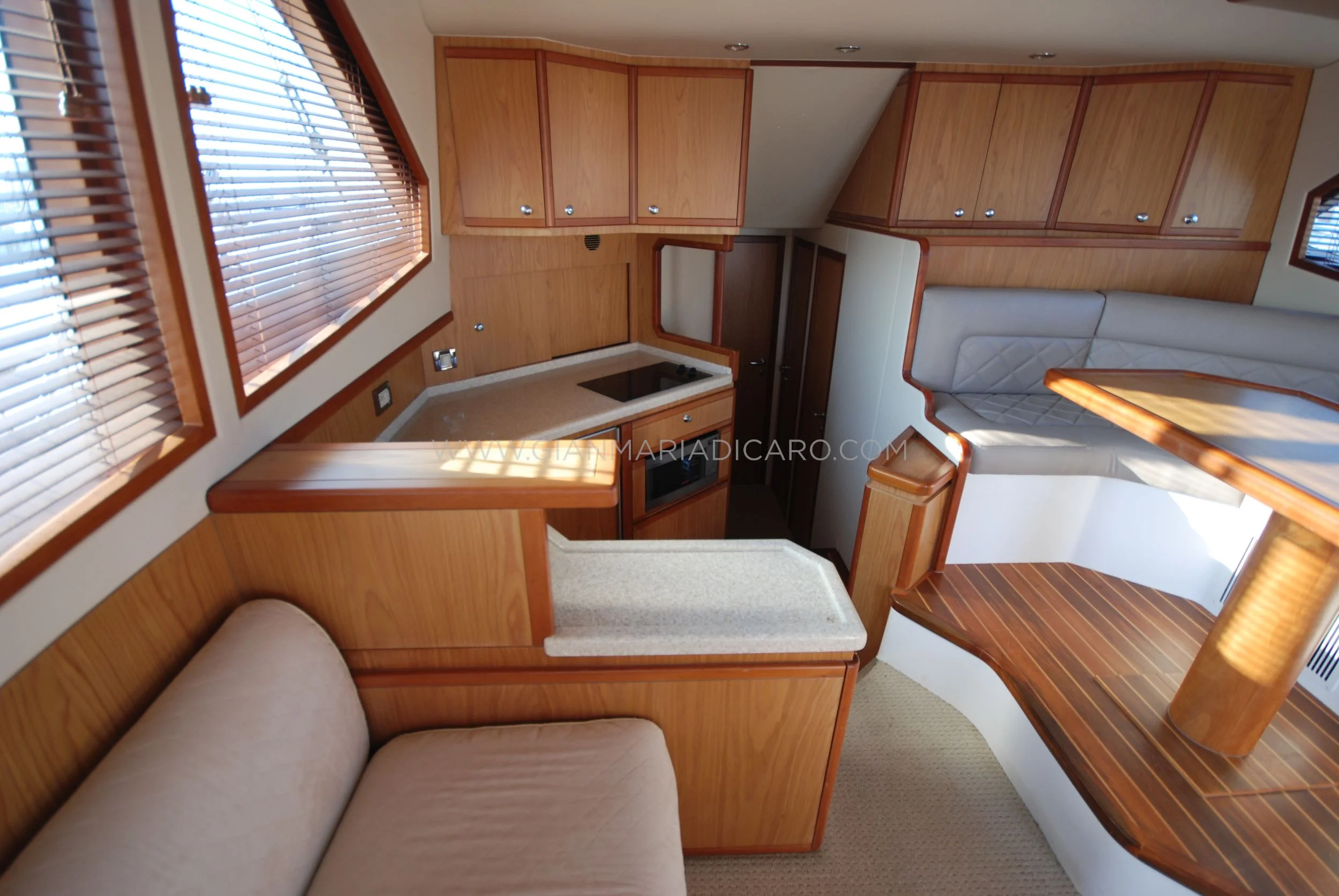 bertram-410-convertible-moppie-for-sale-5.jpg