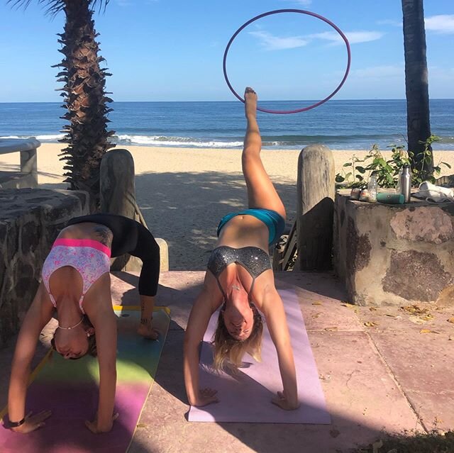 I miss teaching yoga! But I&rsquo;m having fun focusing on my own practice. Stay motivated everyone. Let&rsquo;s see some packed classes after this quarantine! #yogalife #hoopdance #hulahoop #sayulita #obx #outerbanks #yogateacher #yogateacherlife #y