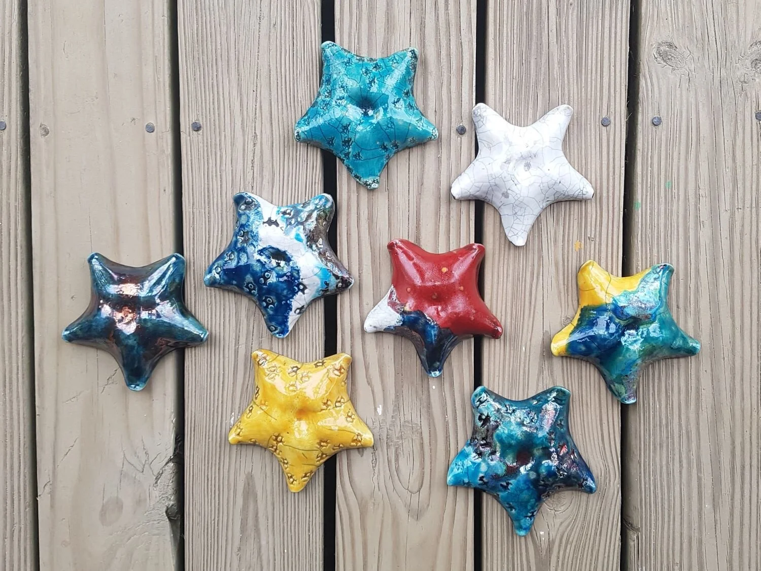 raku-starfish-small-line-group.jpg