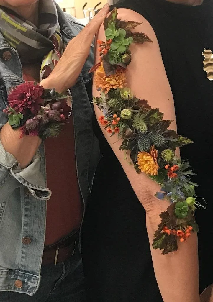 Modern Body Flowers w/ Emma Soloveychik, EMC CCF &amp; Coni Oakson AIFD EMC