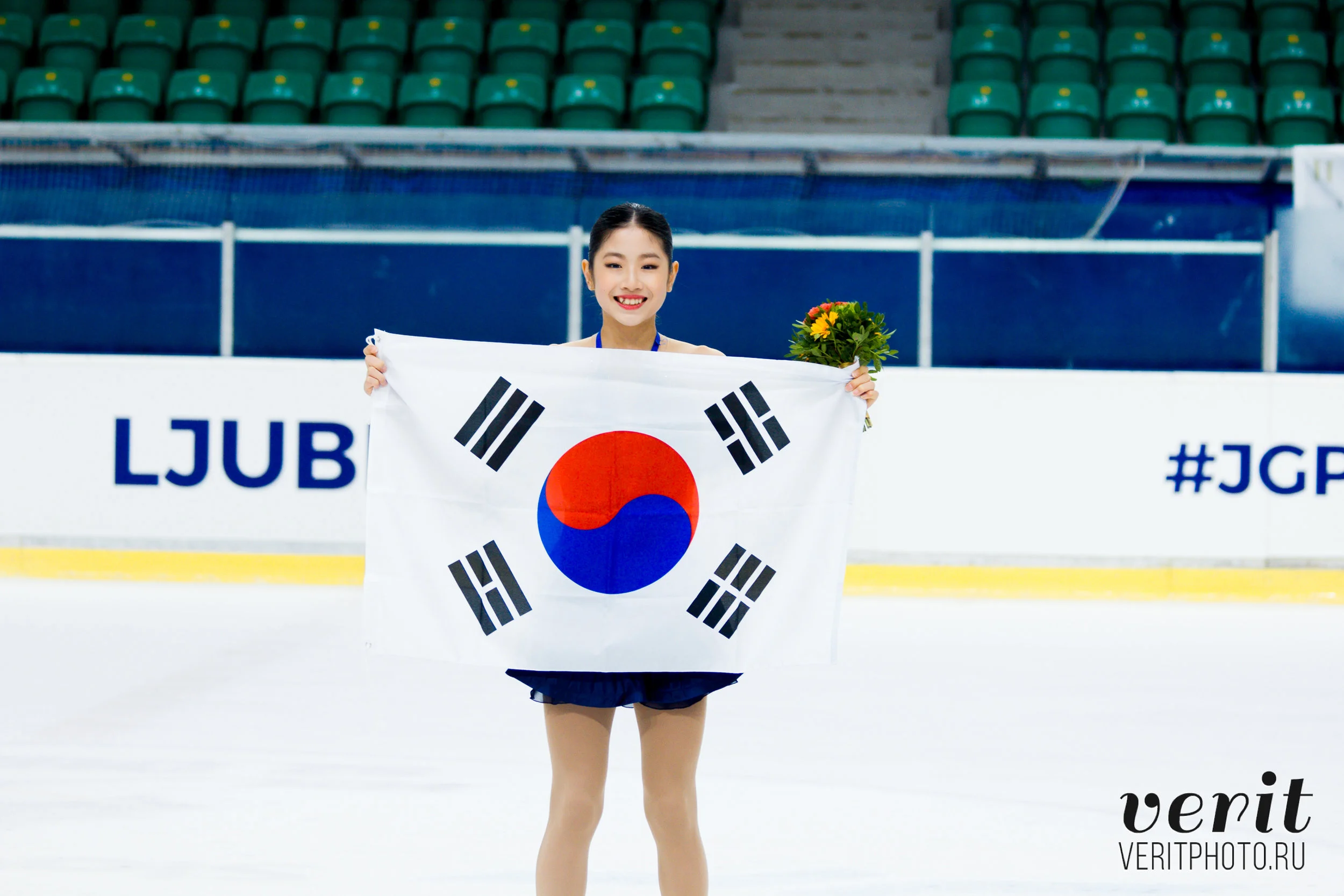Bronze medallist Haein Lee at the victory ceremony ( Photo credit: Verit )