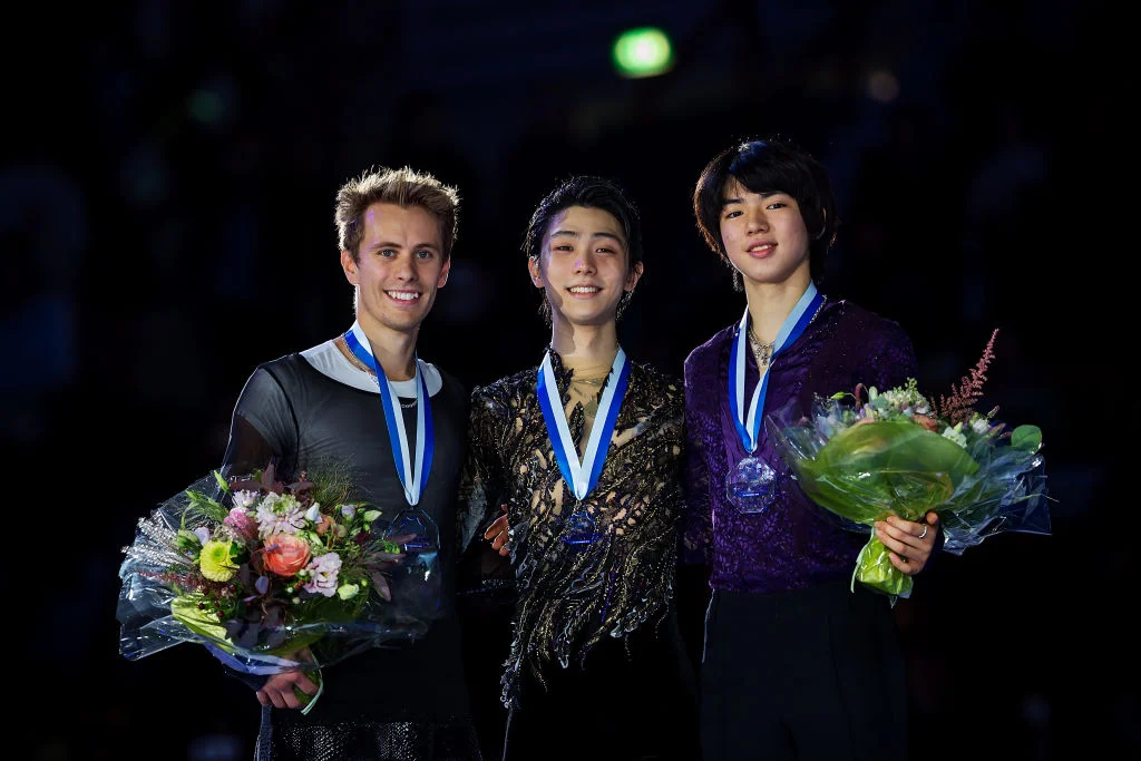 Men’s medallists at GP Helsinki pose on the podium ( Photo credit: ISU )