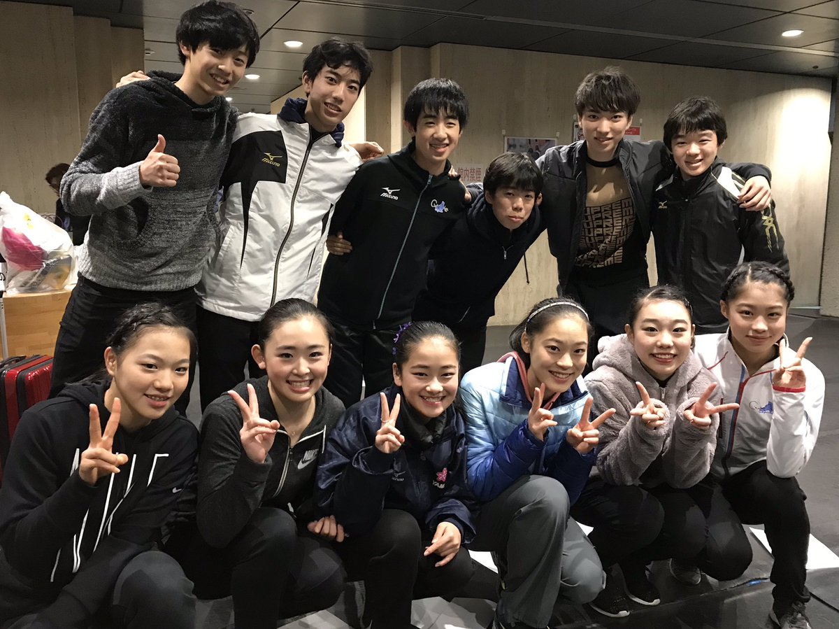 The top 6 qualifiers in both Ladies and Men’s at the Japanese Junior Nationals have qualified to compete at the Senior Nationals in late December - we look forward to seeing them there! (Photo Credit: Online on Ice ).
