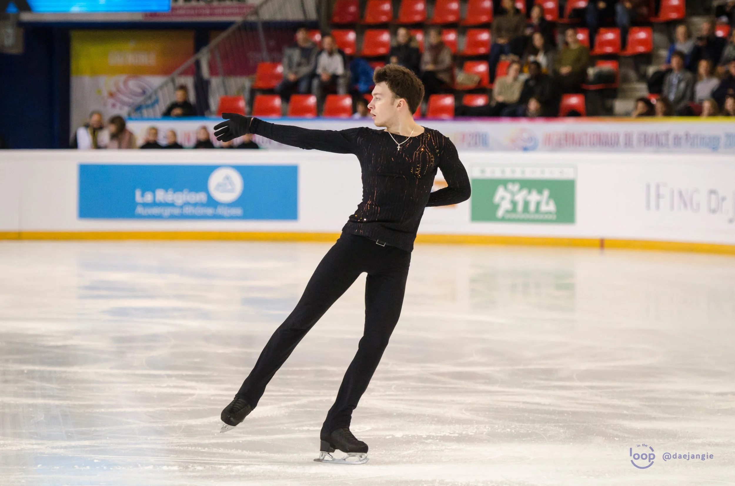 Dmitri Aliev at Internationaux de France 2018