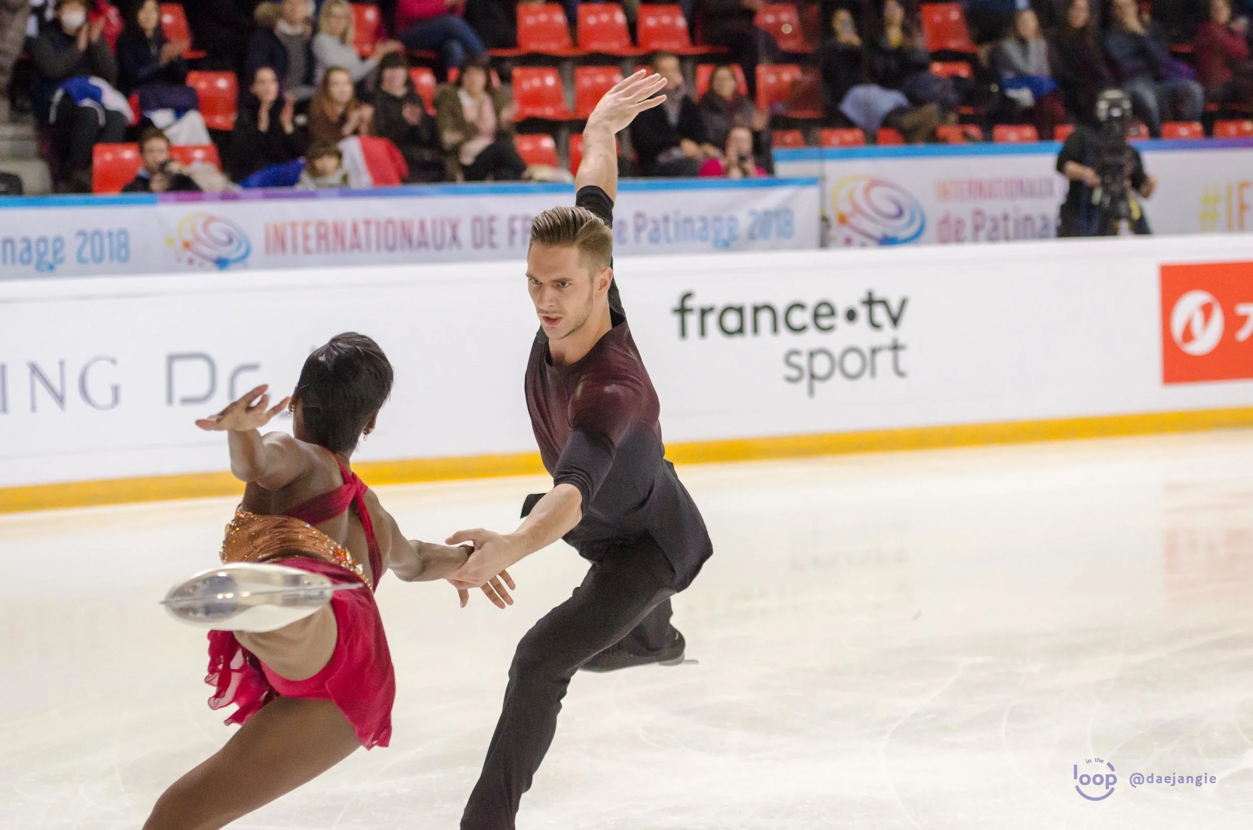Vanessa James and Morgan Cipres at Internationaux de France 2018
