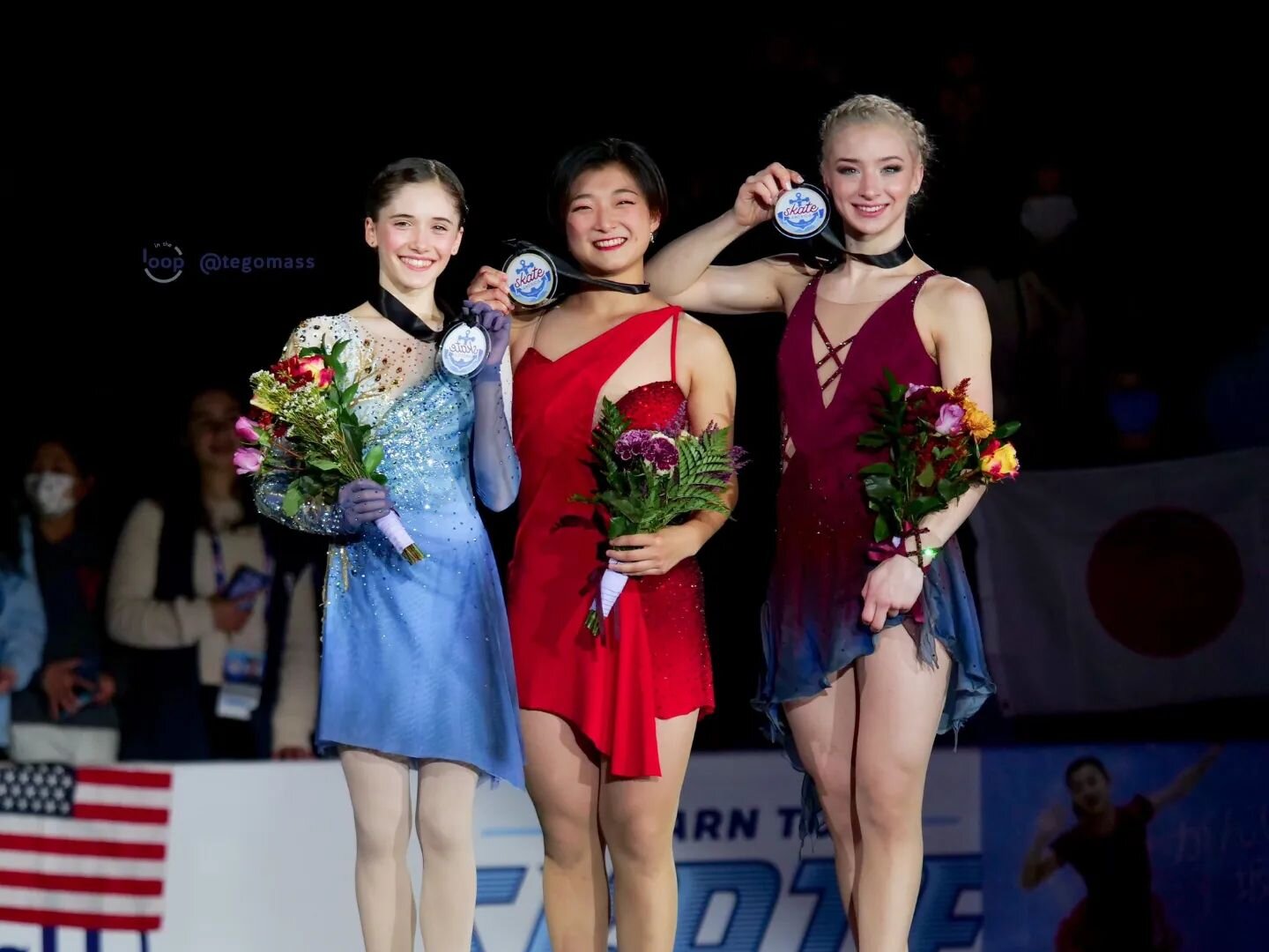 A happy happy podium!

🥇#KaoriSakamoto #坂本花織 🥈#IsabeauLevito 
🥉 #AmberGlenn 
📸 @gabietab
{#SkAm22 #SkateAmerica}