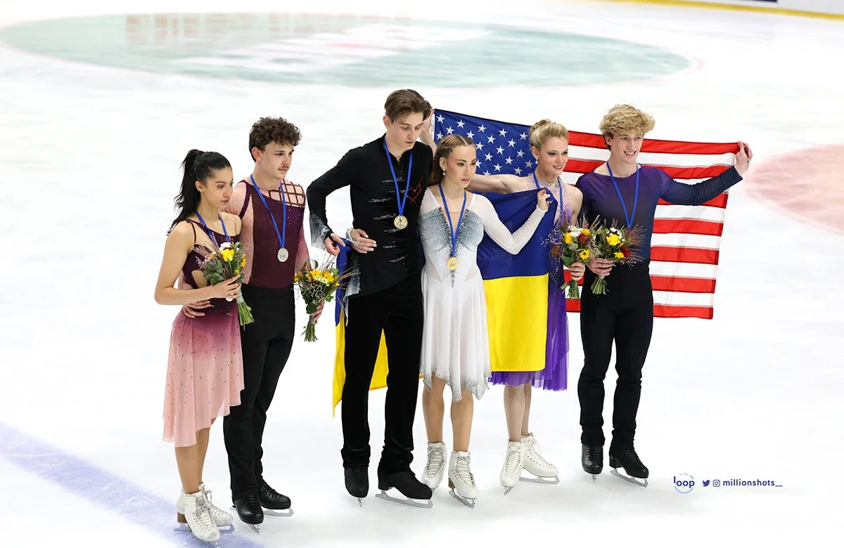 Ice Dance Medal Ceremony.jpg