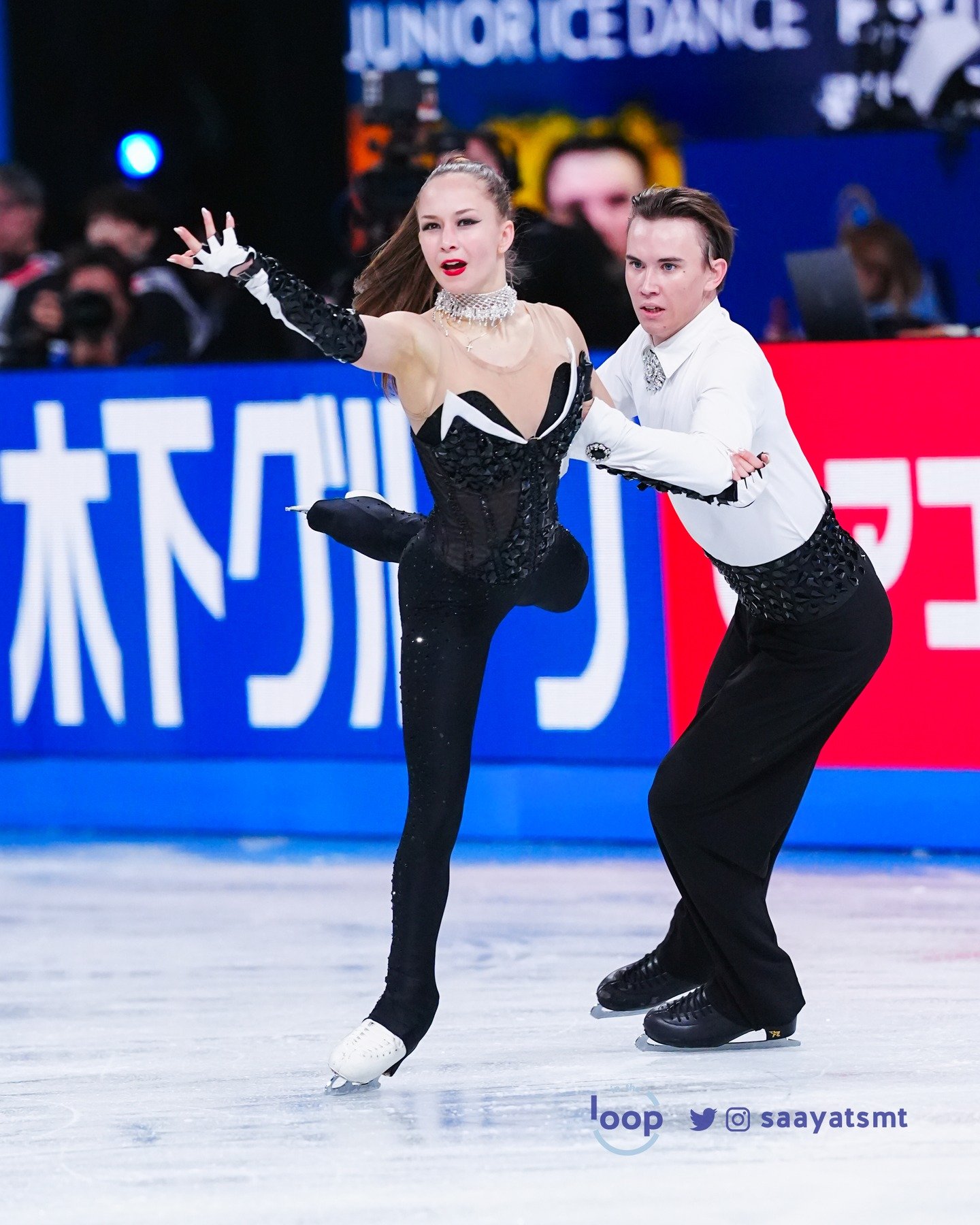 Results of the Junior Rhythm Dance at #GPFigure #GPFinal

1. #HanaMariaAboian/#DaniilVeselukhin - 66.77
2. #IrynaPidgaina/#ArtemKoval - 63.43
3. #AmbrePerrierGianesini/#SamuelBlancKlaperman - 62.35

📸 @saayatsmt