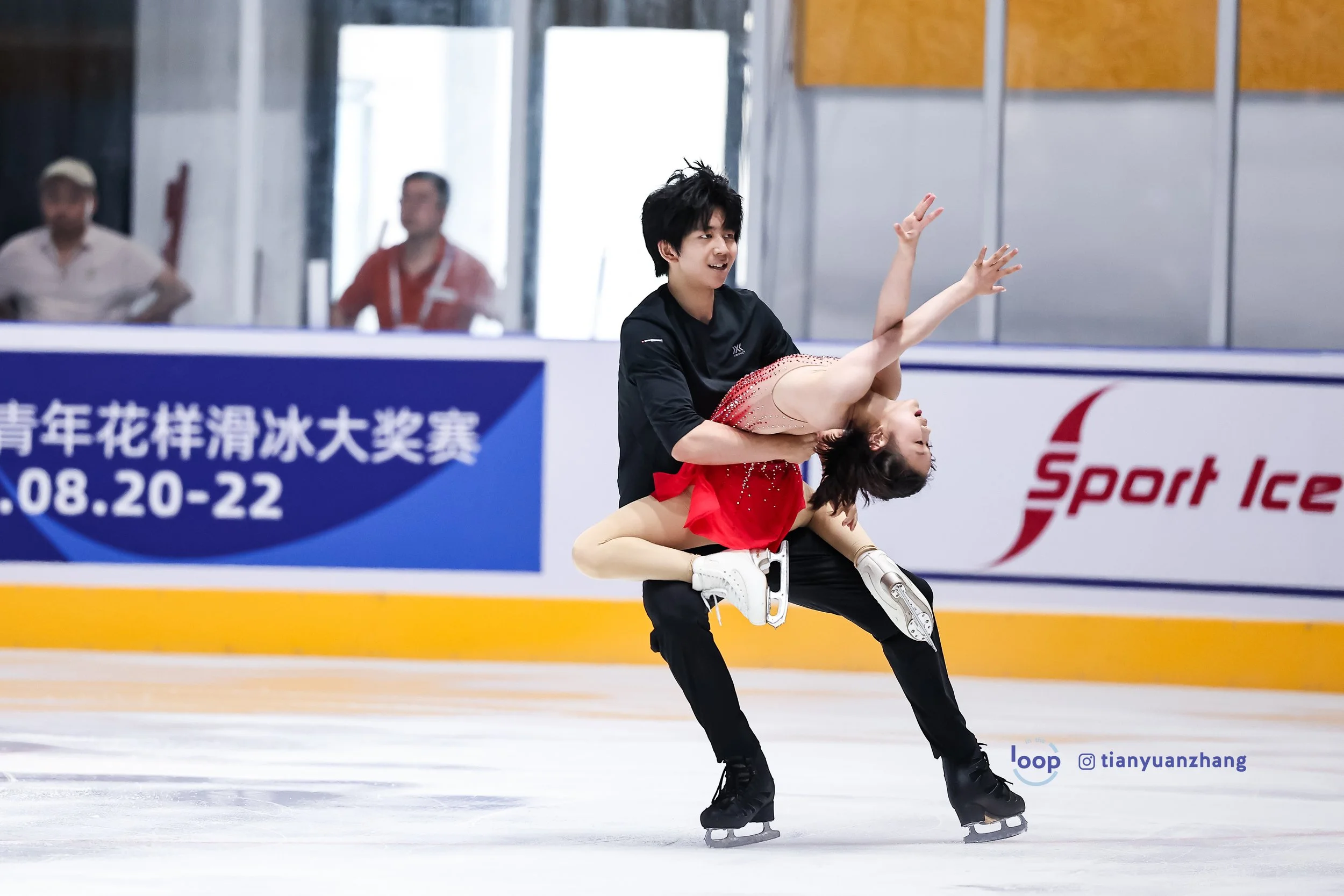 CHEN Yuxuan_DONG Yinbo 2.jpg