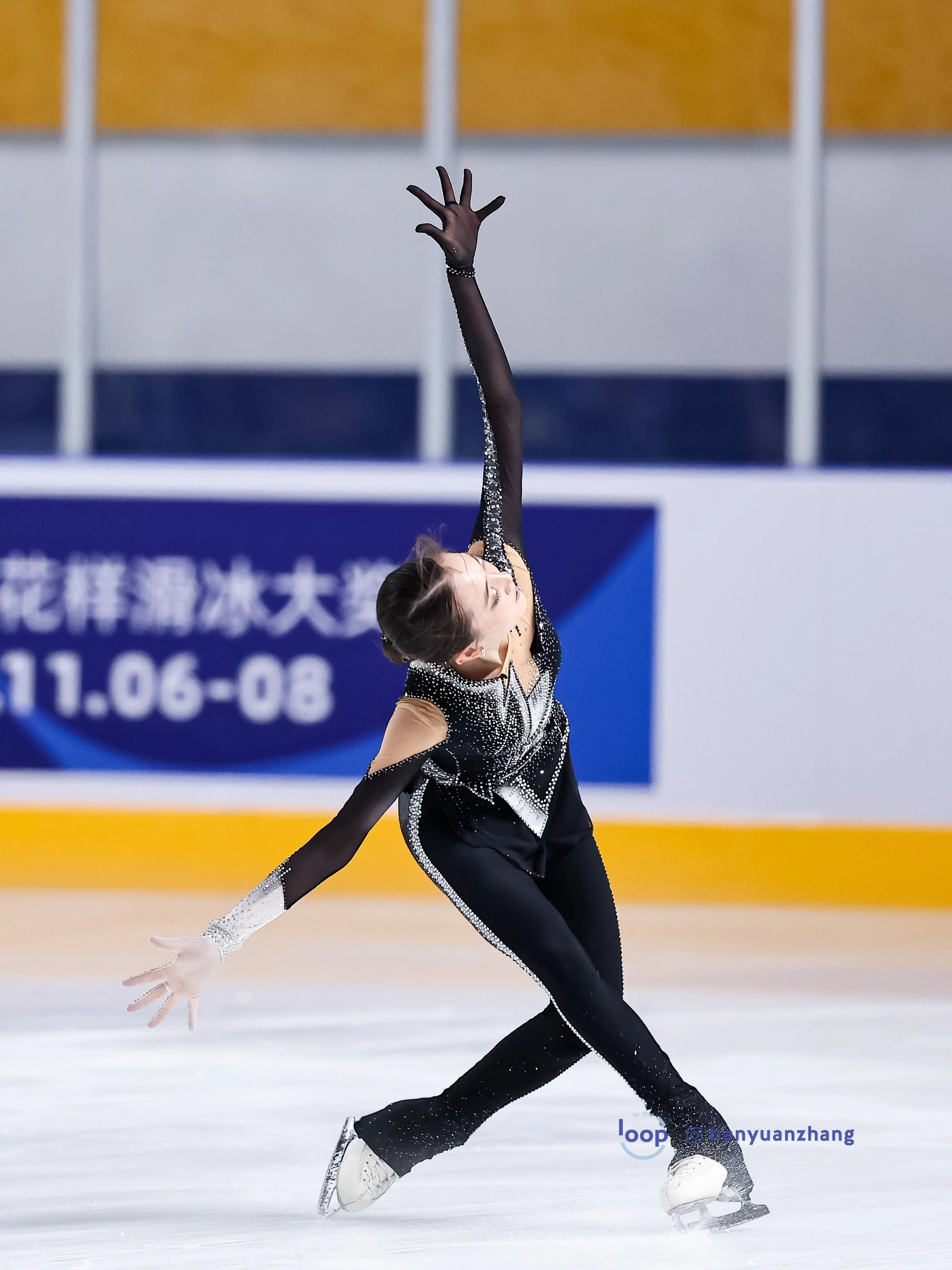 LI Lutong.jpg
