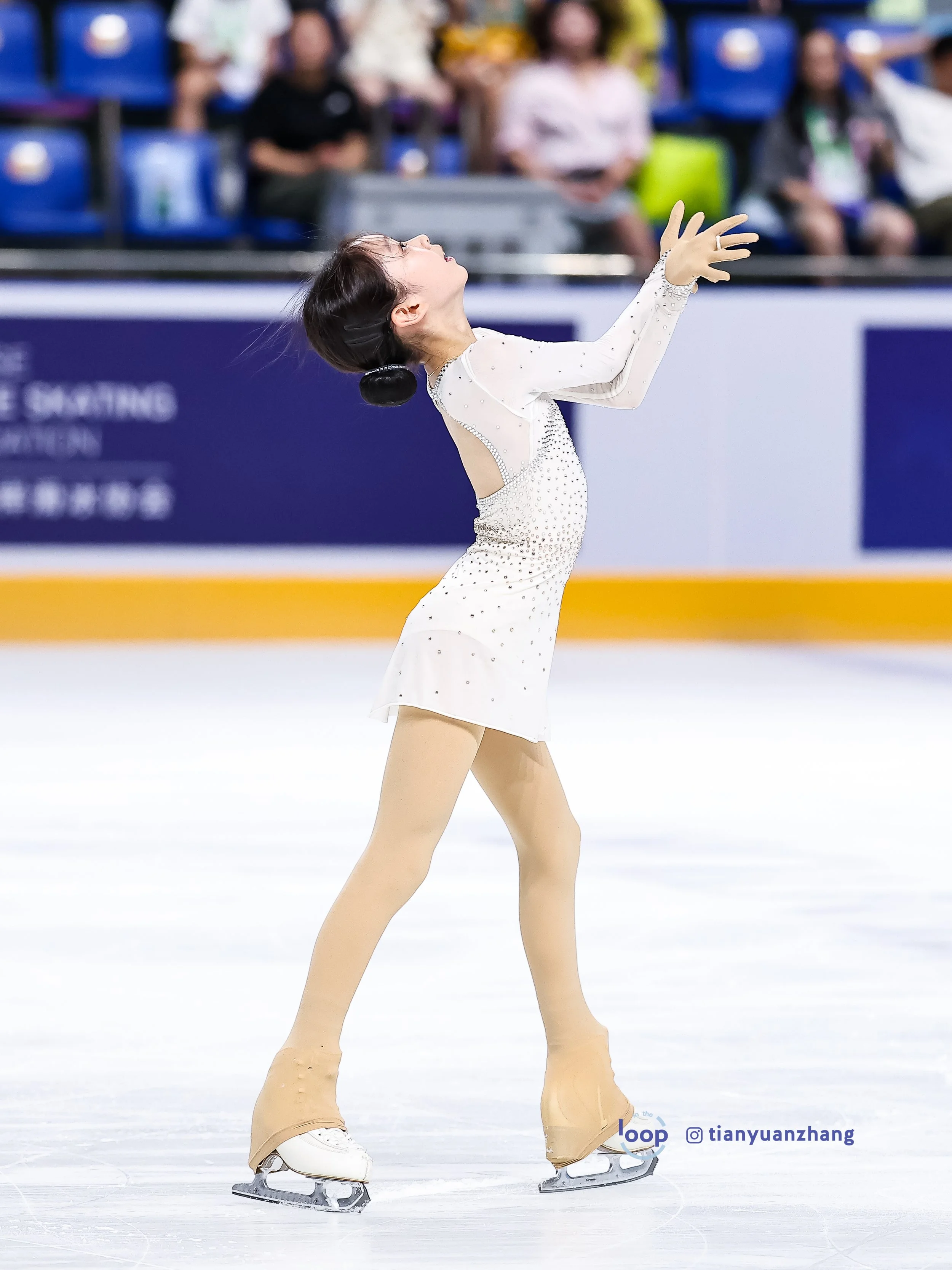 YU Peixin 2.jpg